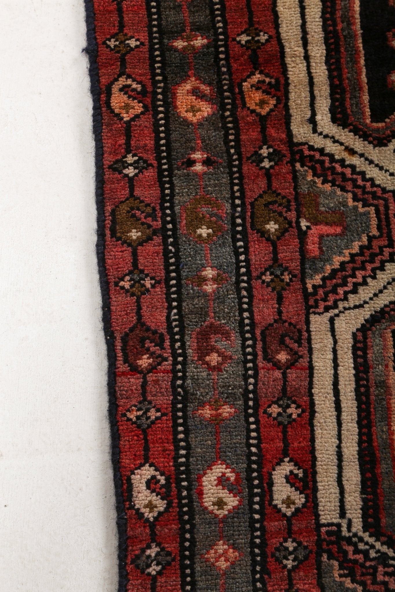 Persian Luri Runner Rug | 3' 10" x 9' 6" - Rug the Rock - 