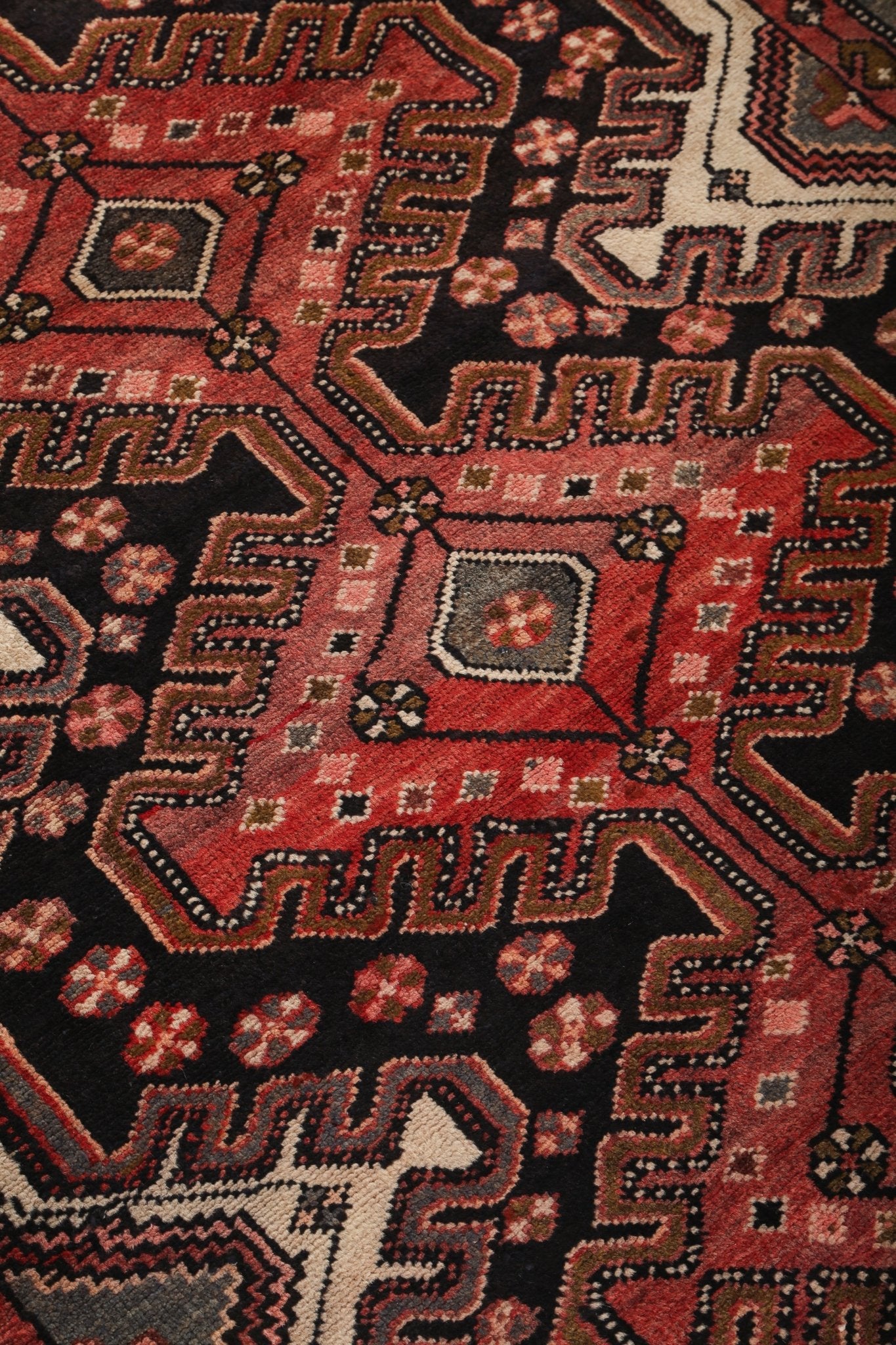 Persian Luri Runner Rug | 3' 10" x 9' 6" - Rug the Rock - 