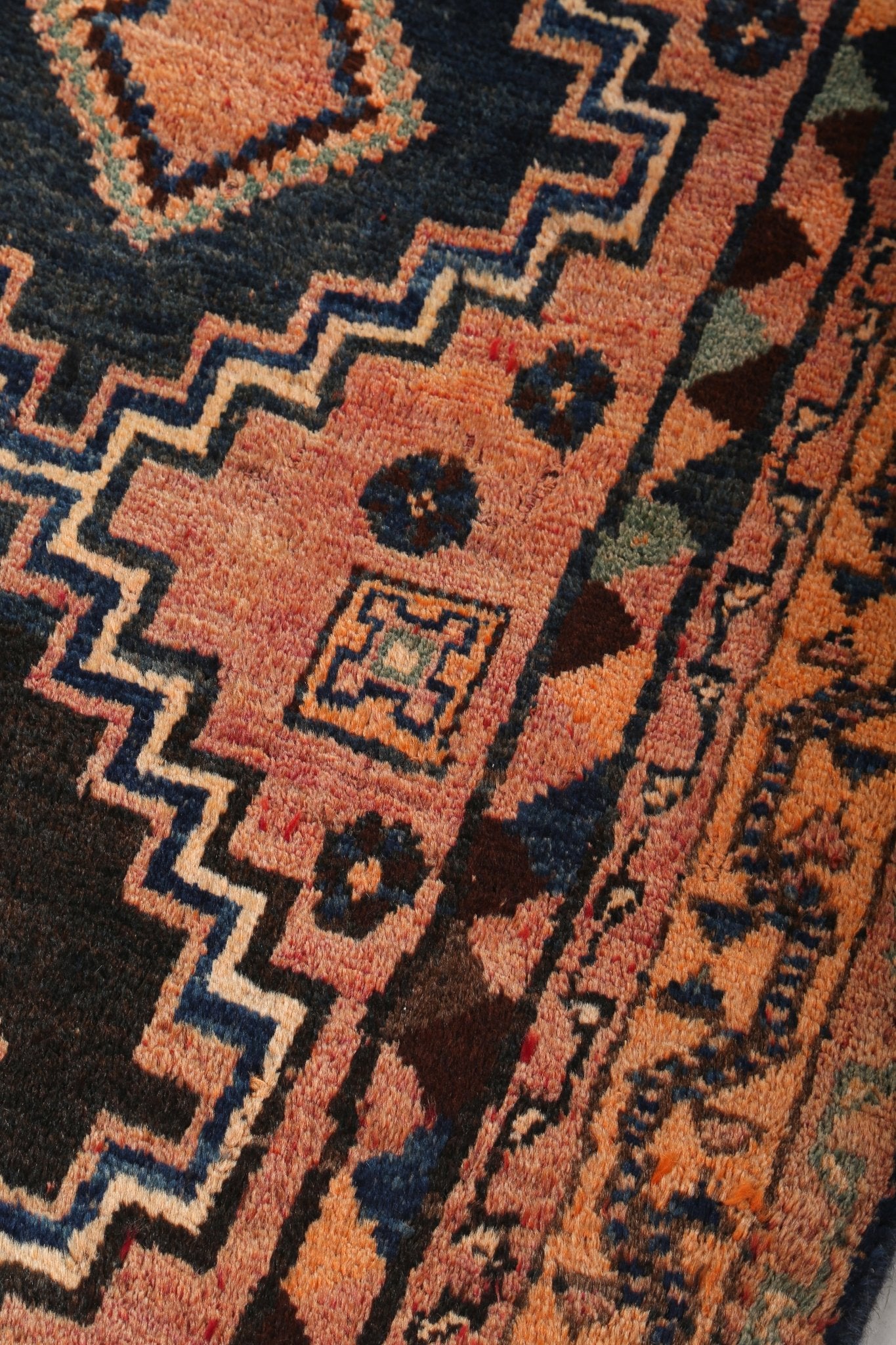 Persian Luri Runner Rug | 4' 3" x 9' 4" - Rug the Rock - 