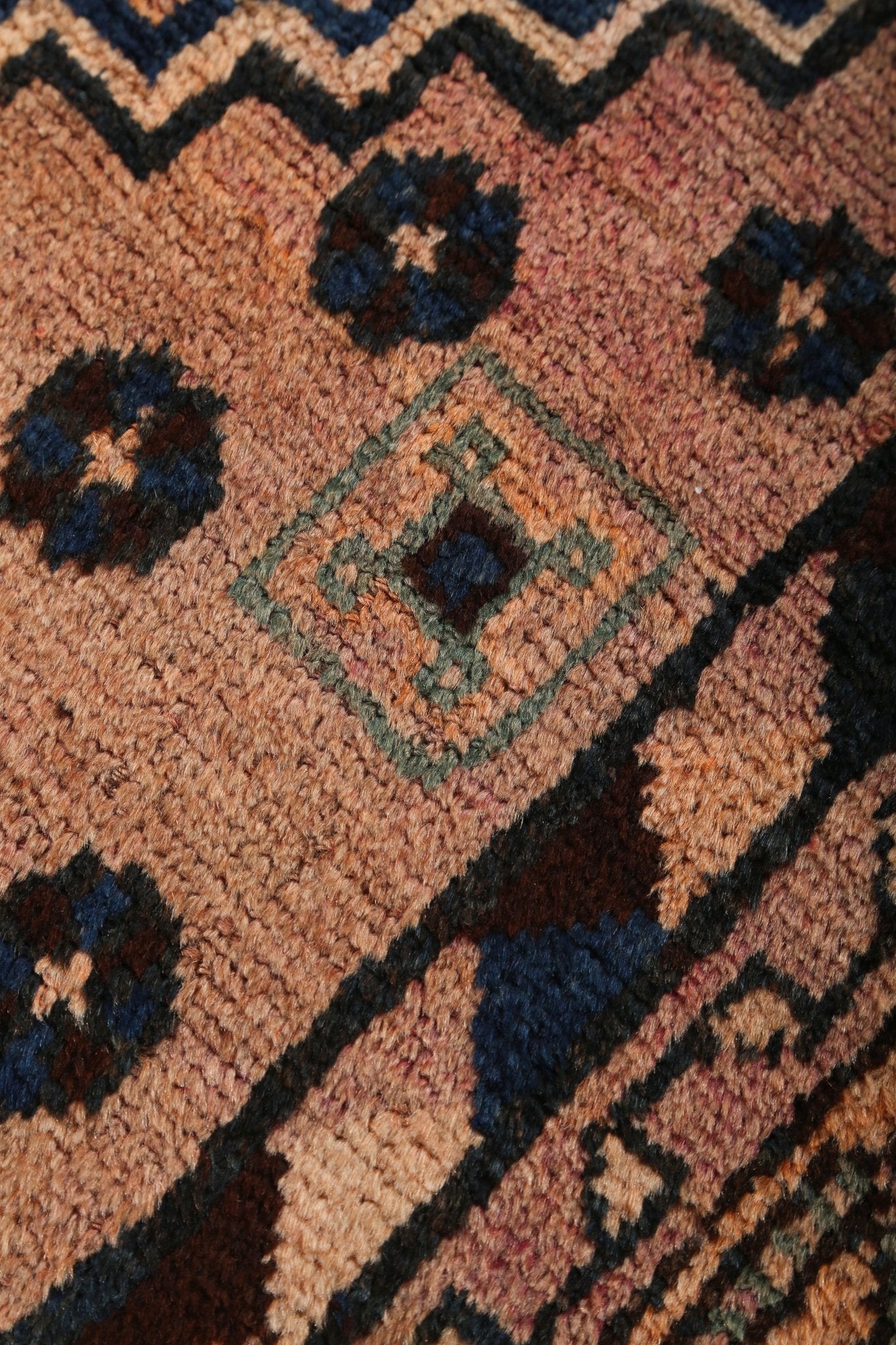 Persian Luri Runner Rug | 4' 3" x 9' 4" - Rug the Rock - 