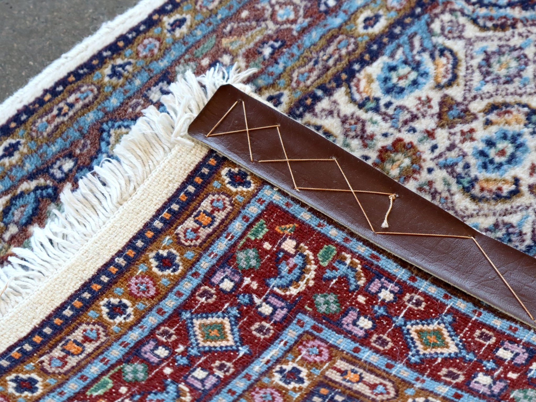 Persian Moud Rug | 2' x 2' 7" - Rug the Rock - available