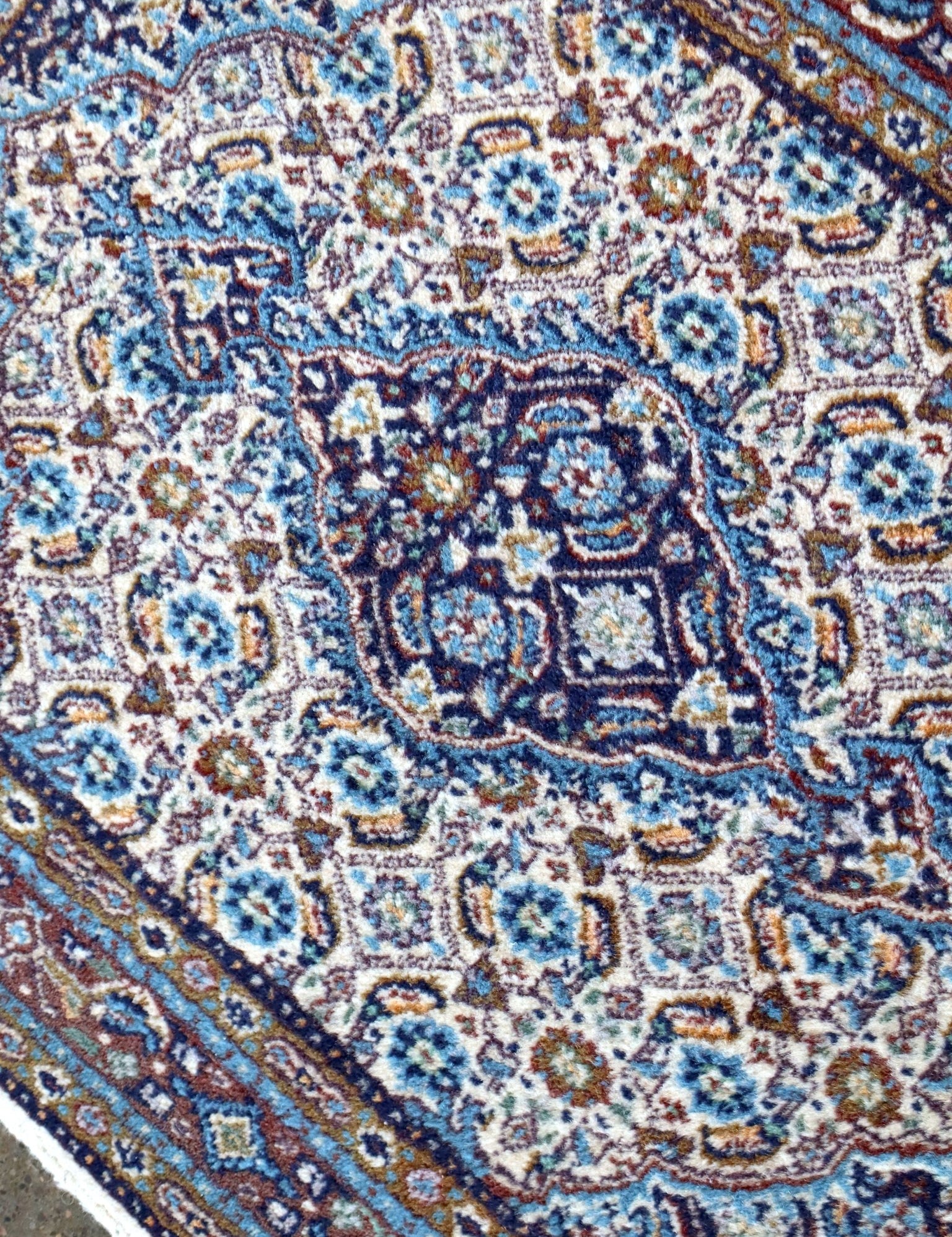 Persian Moud Rug | 2' x 2' 7" - Rug the Rock - available