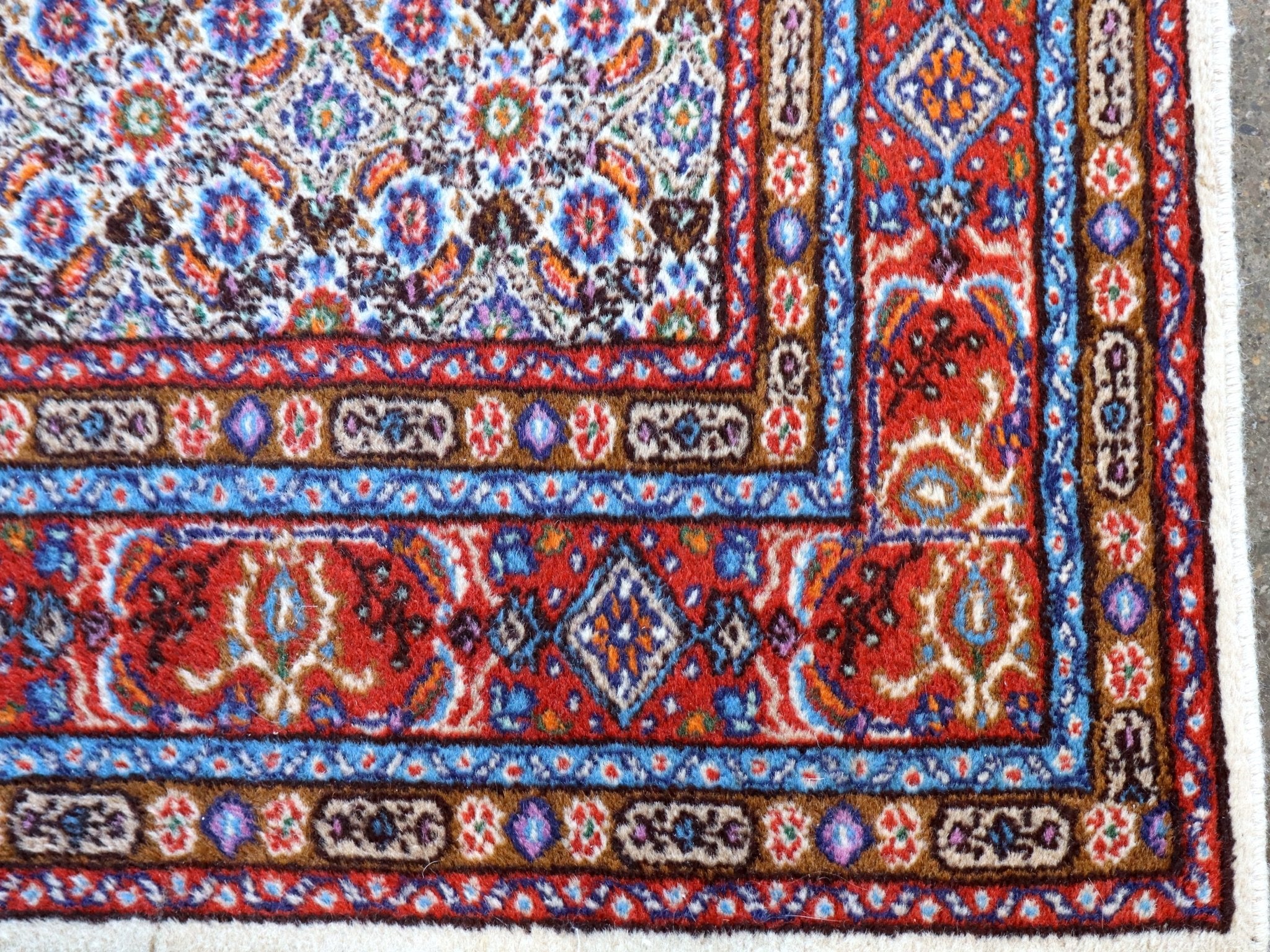 Persian Moud Rug | 3' 2" x 5' 1" - Rug the Rock -