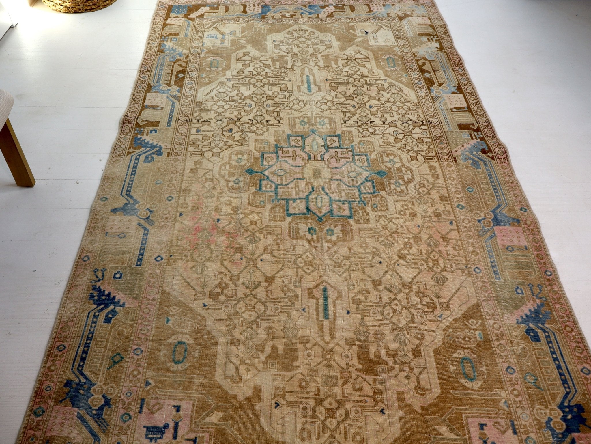 Persian Nahavand Rug | 5' 1” x 9' 4" - Rug the Rock - 