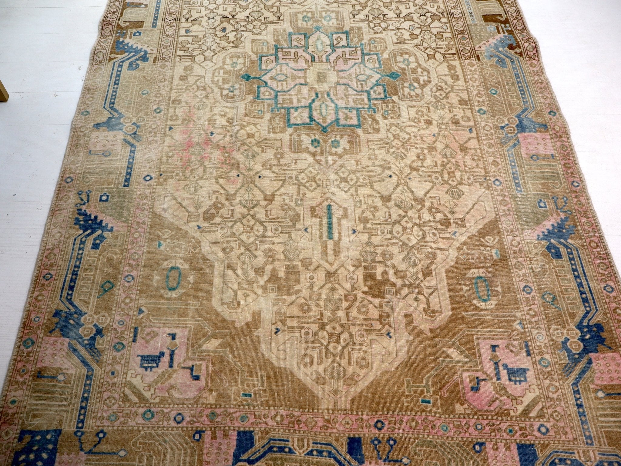 Persian Nahavand Rug | 5' 1” x 9' 4" - Rug the Rock - 