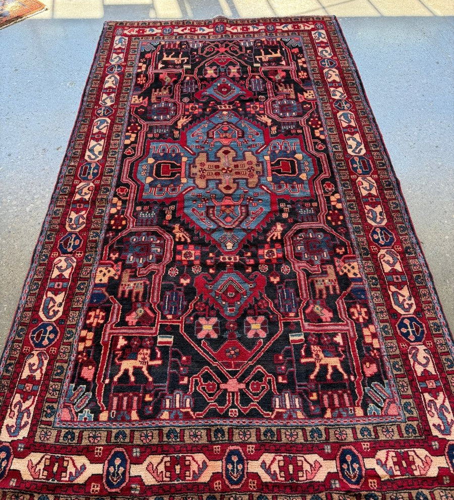 Persian Nahavand Rug | 5' 3" x 9' 8" - Rug the Rock