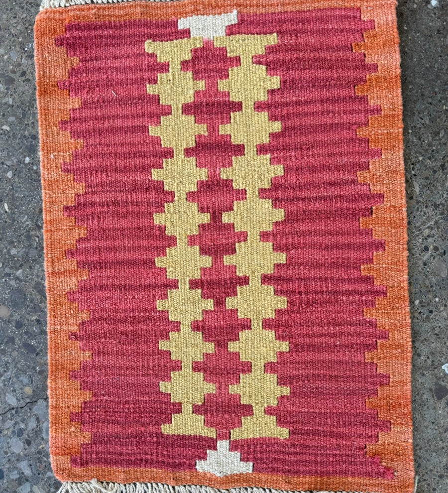 Persian Qashqai Kilim Rug | 1' 5" x 1' 10" - Rug the Rock