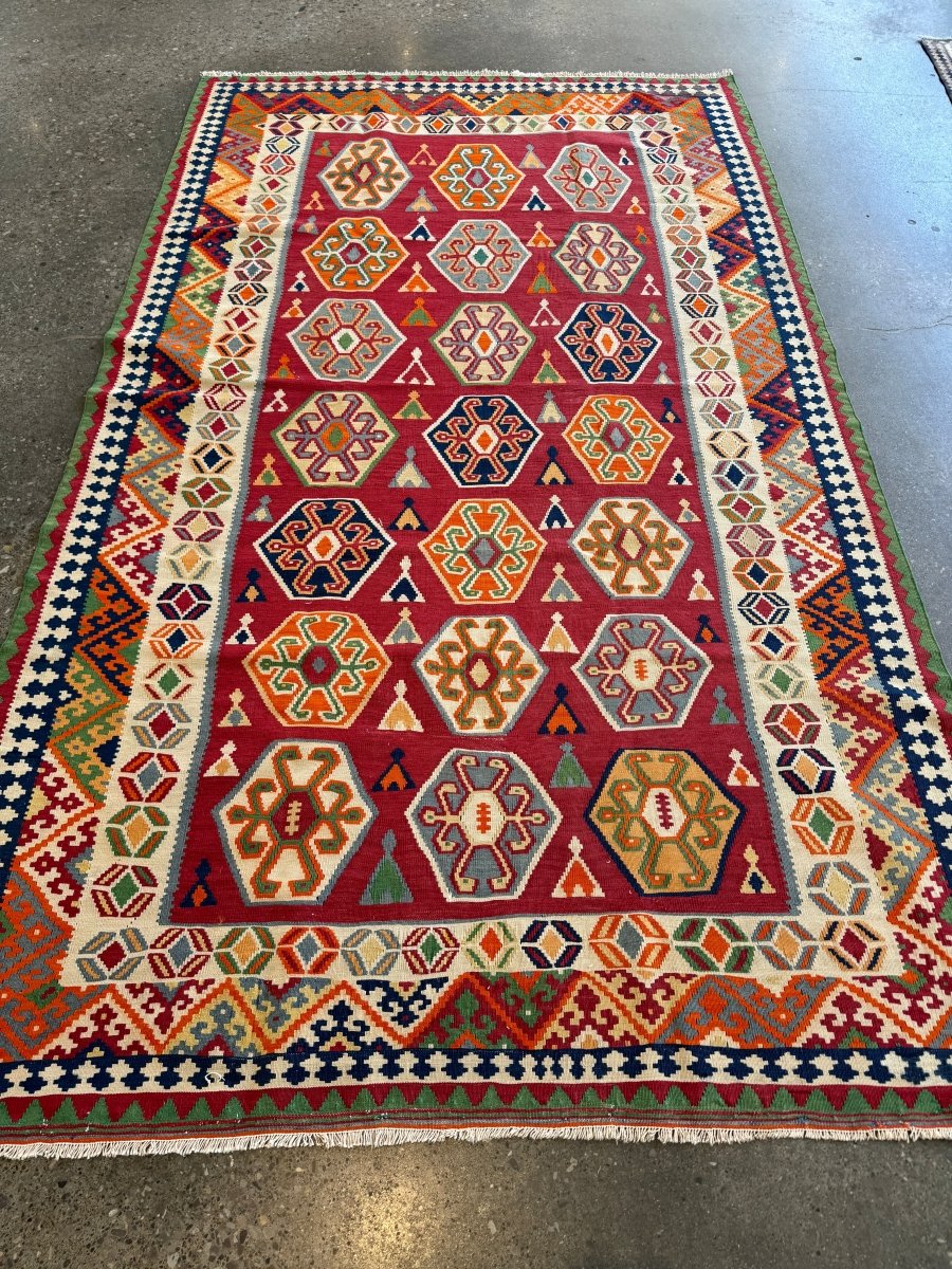 Persian Qashqai Kilim Rug | 5' 4" x 9' 2" - Rug the Rock