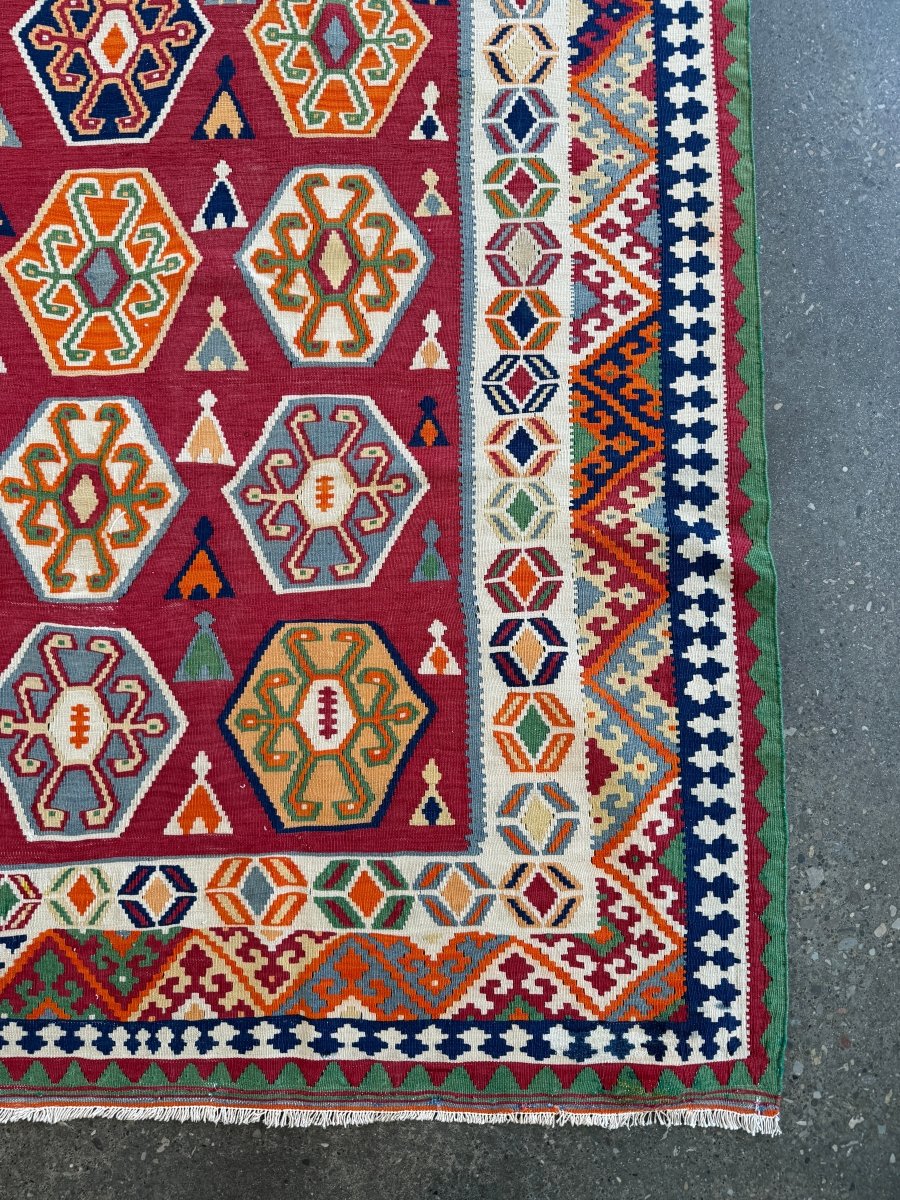 Persian Qashqai Kilim Rug | 5' 4" x 9' 2" - Rug the Rock