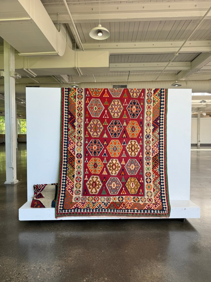 Persian Qashqai Kilim Rug | 5' 4" x 9' 2" - Rug the Rock