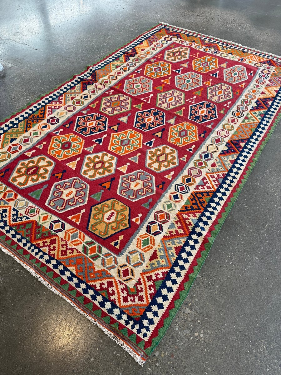 Persian Qashqai Kilim Rug | 5' 4" x 9' 2" - Rug the Rock