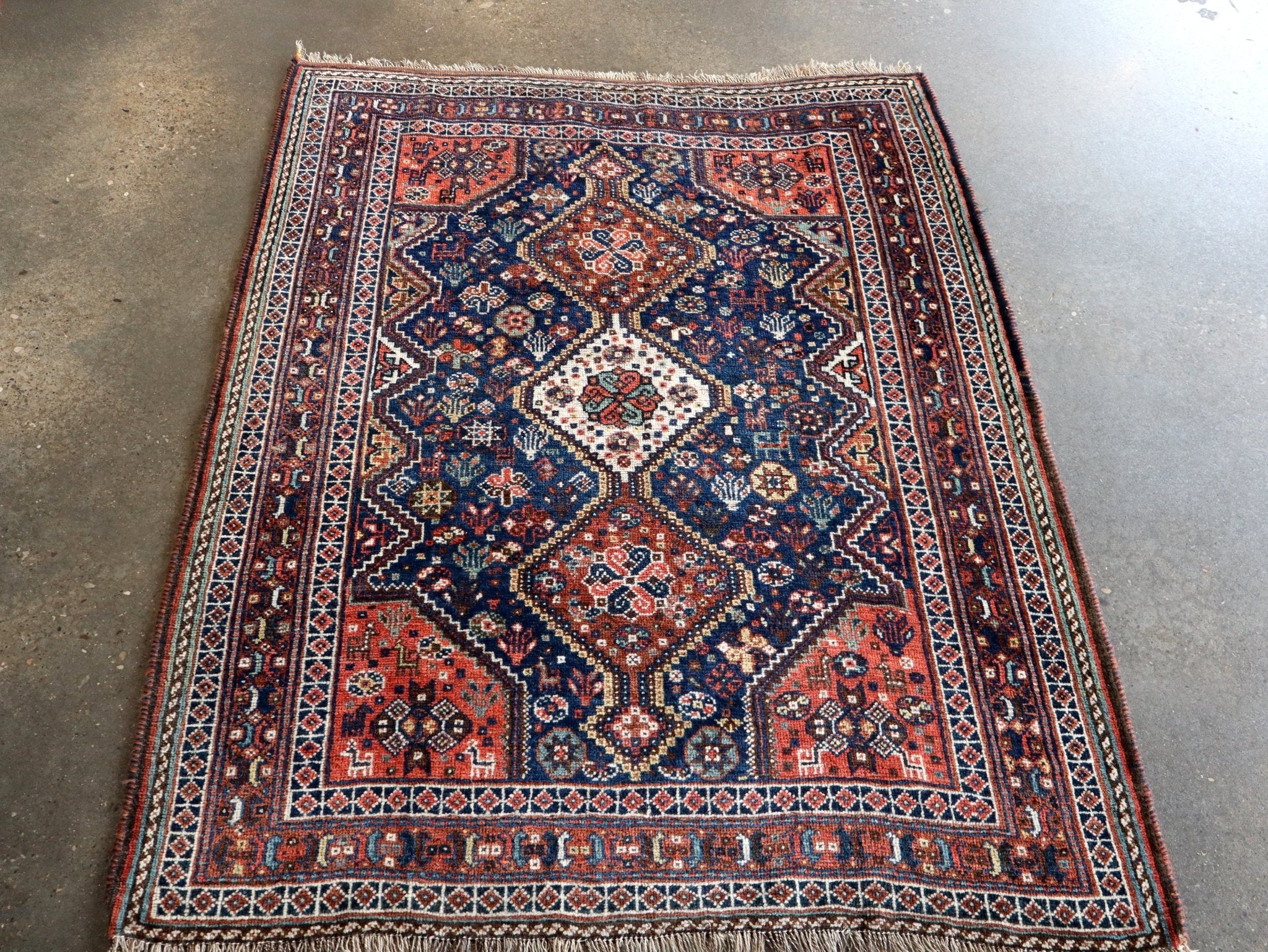 Persian Qashqai Rug | 4' x 5' 1