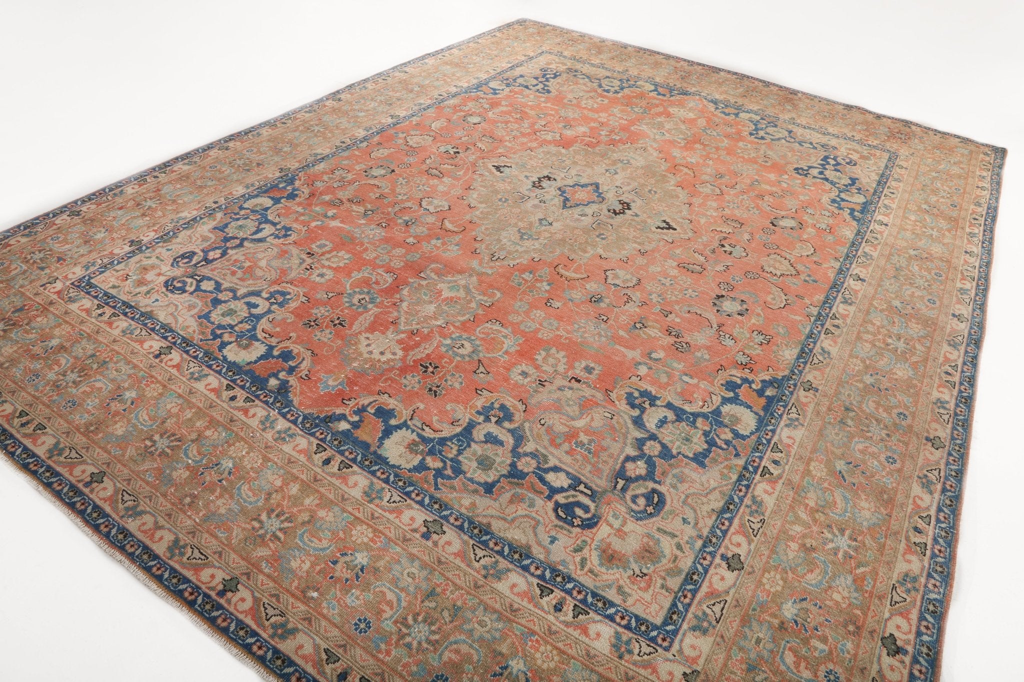 Persian Sabzevar Rug | 9' 5" x 12' 4" - Rug the Rock - 