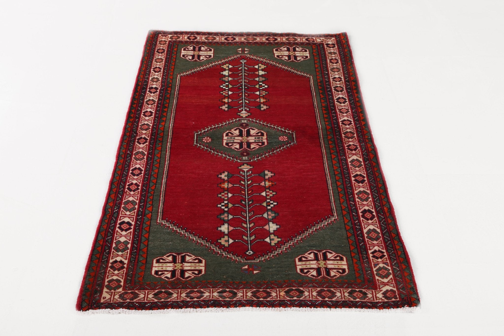 Persian Saveh Rug | 2' 11" x 5' 2" - Rug the Rock - 