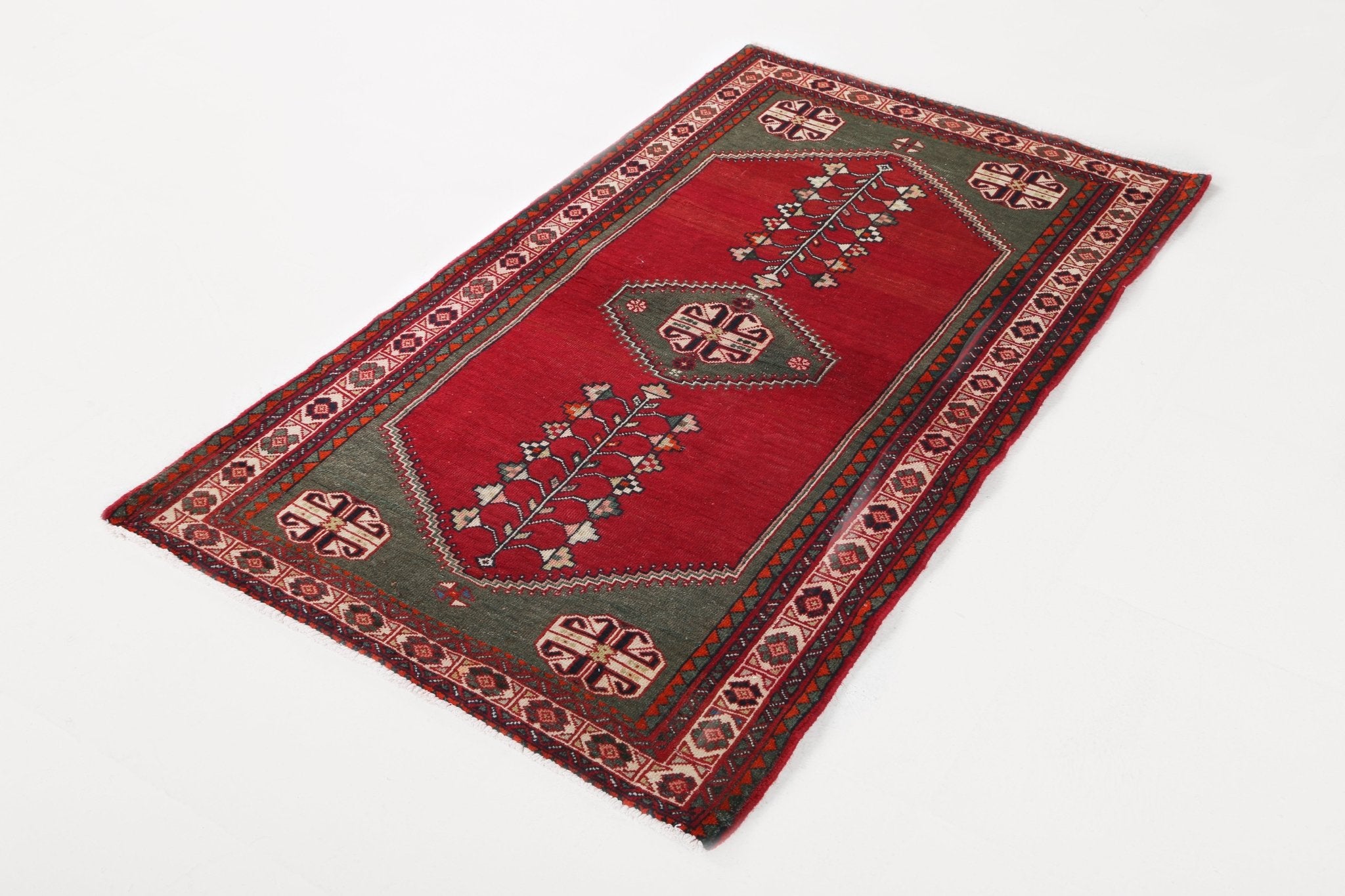 Persian Saveh Rug | 2' 11" x 5' 2" - Rug the Rock - 