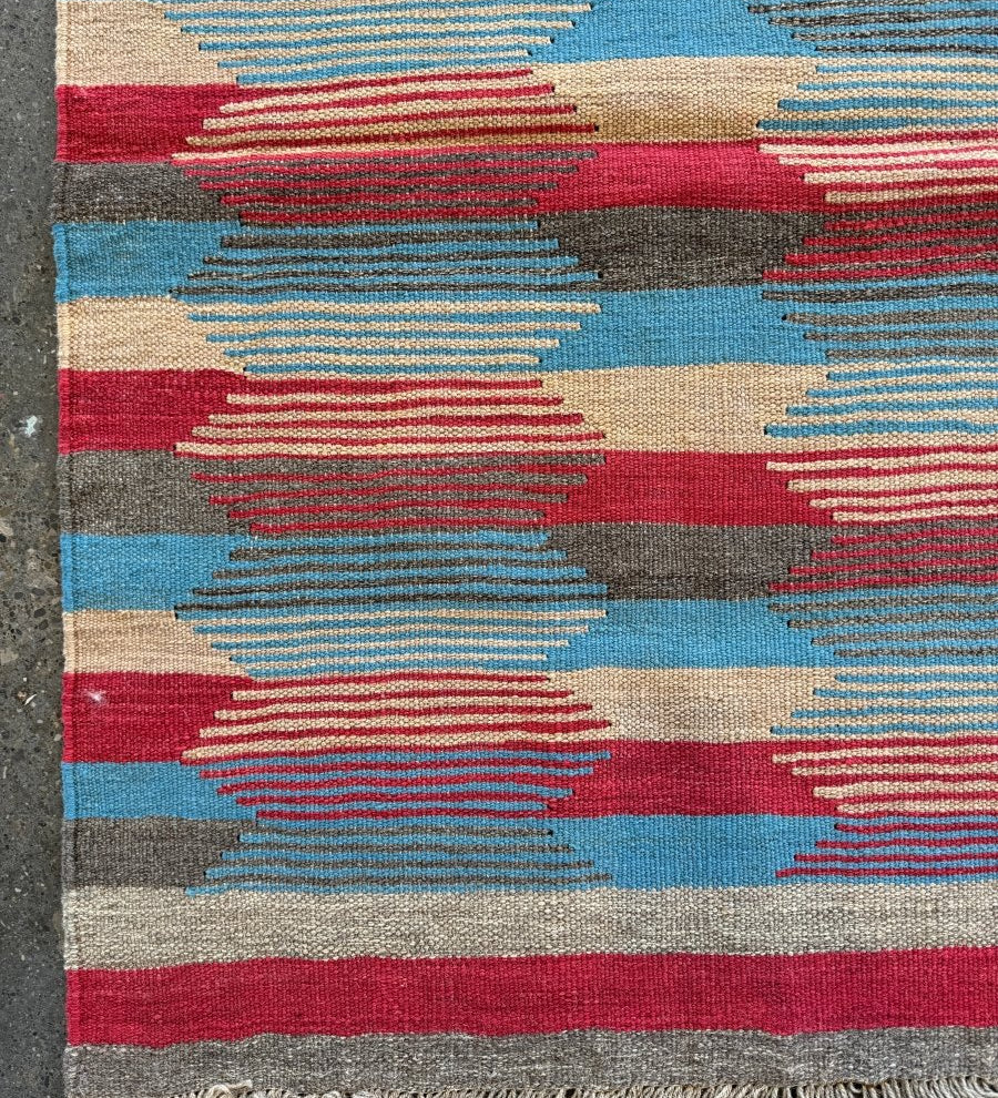 Persian Shiraz Kilim Rug | 2' 12" x 4' 6" - Rug the Rock