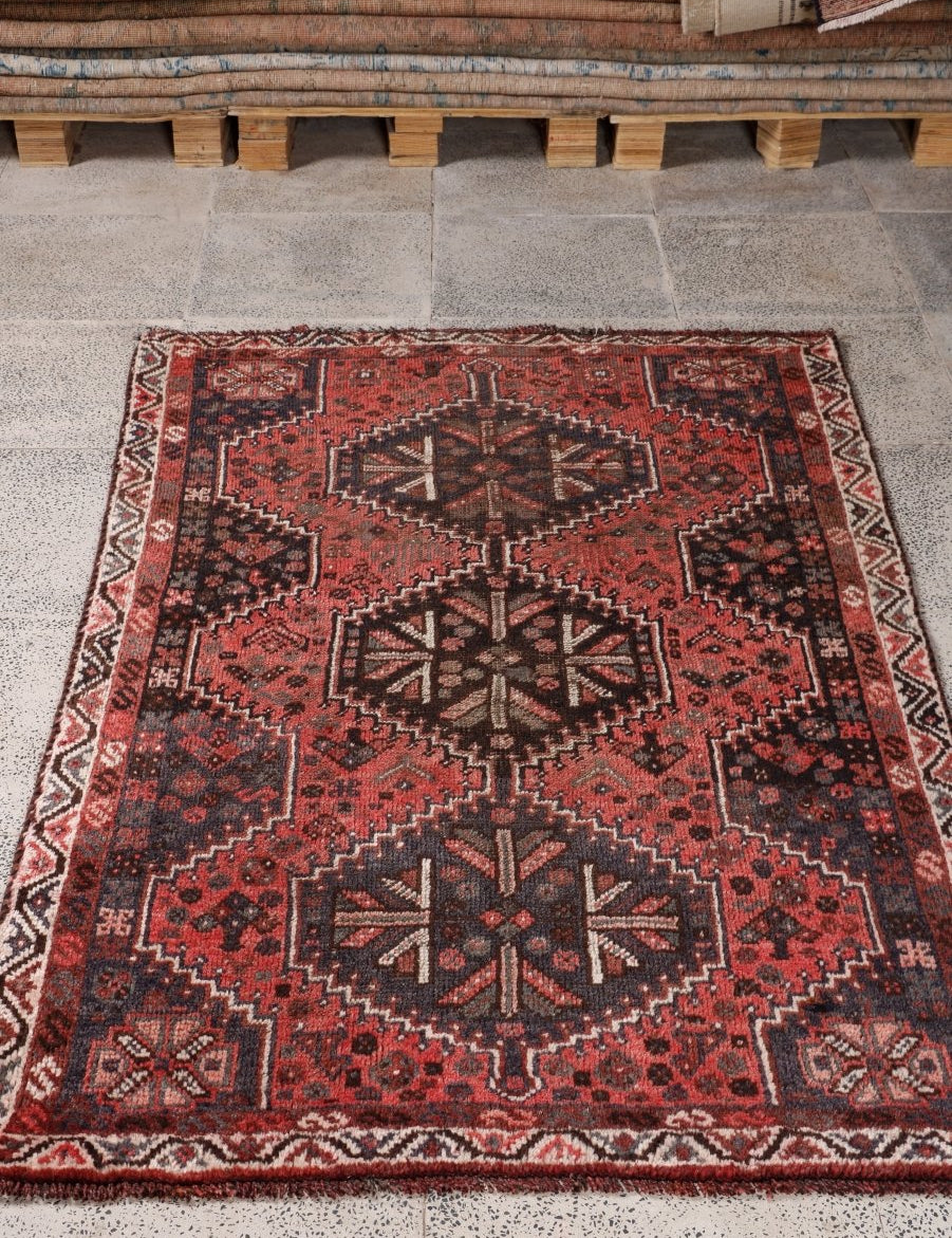 Persian Shiraz Rug | 3' 5” x 5' 3" - Rug the Rock - 