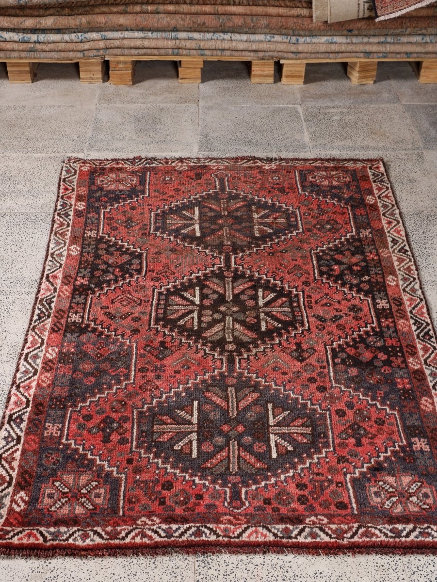 Persian Shiraz Rug | 3' 5” x 5' 3" - Rug the Rock - 