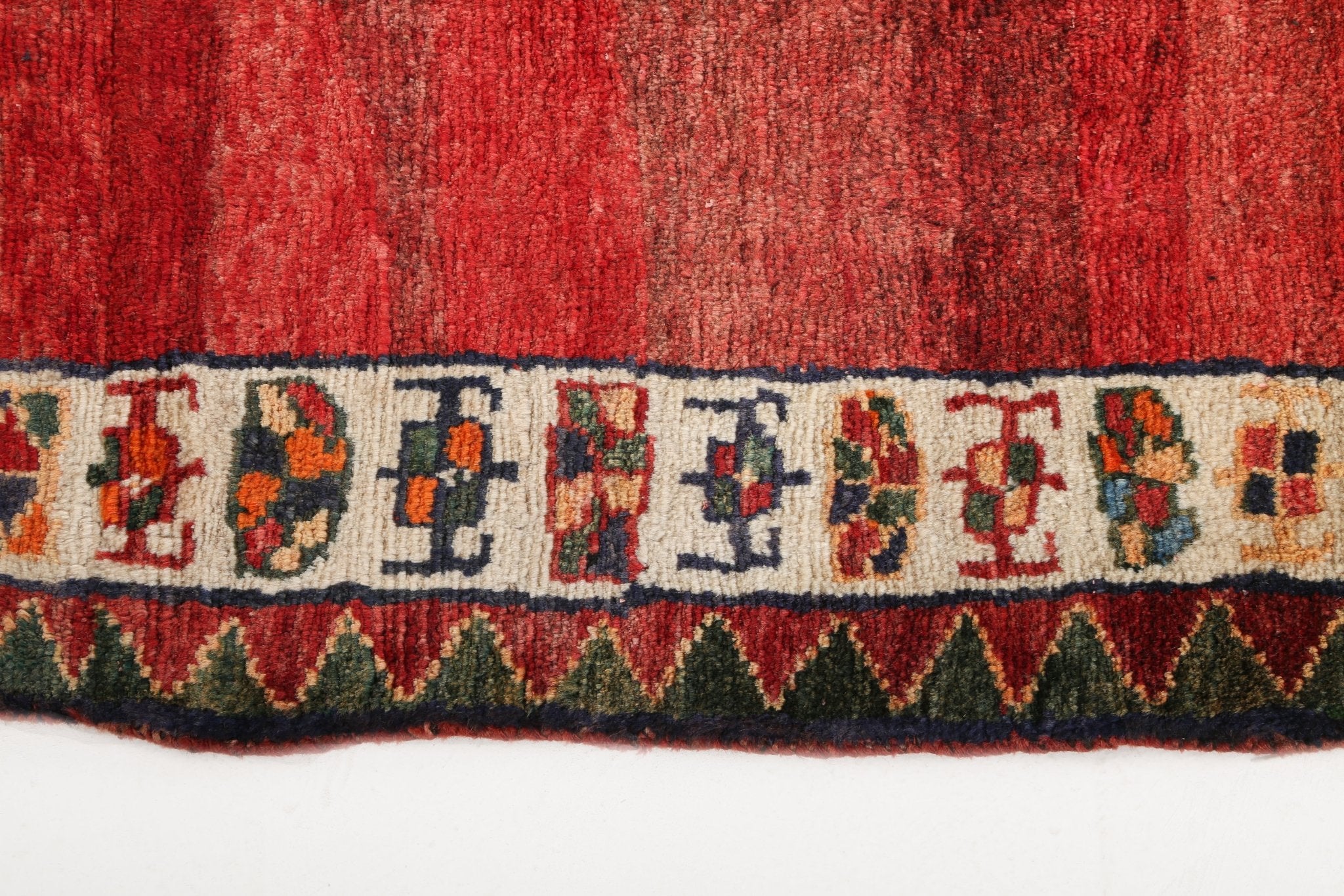 Persian Shiraz Rug | 5' 11" x 6' 9" - Rug the Rock - 