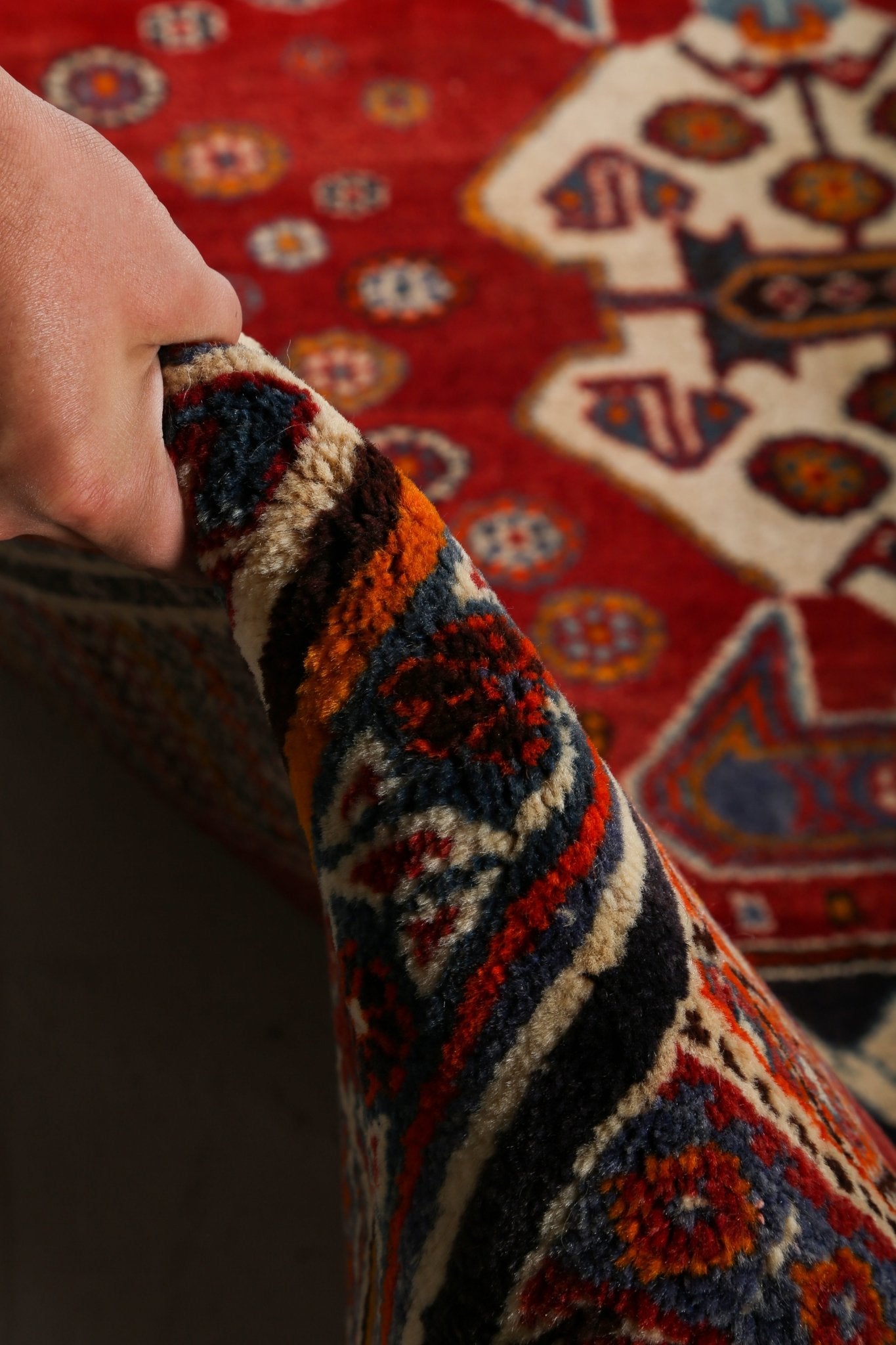 Persian Shiraz Rug | 5' 8" x 6' 10" - Rug the Rock - 