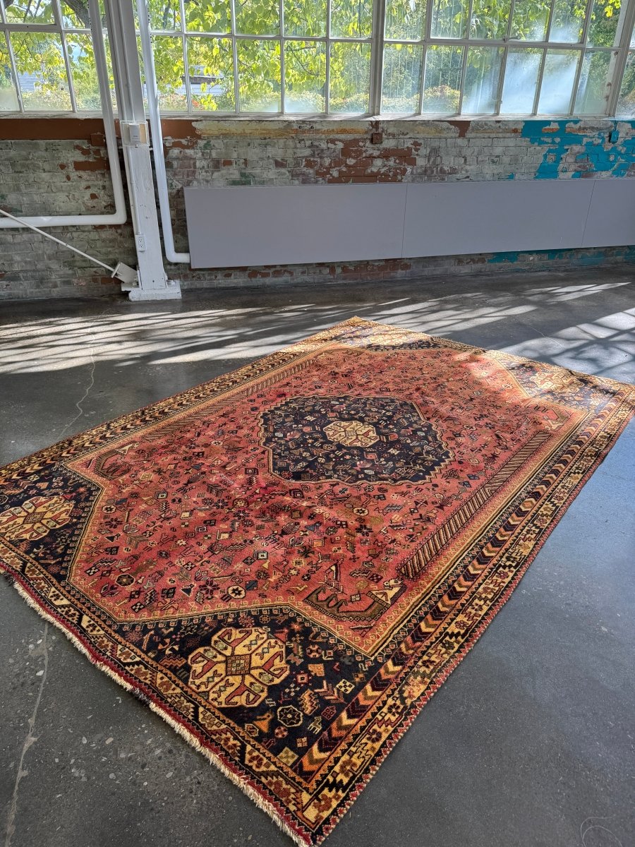 Persian Shiraz Rug | 6' 8" x 10' 1" - Rug the Rock