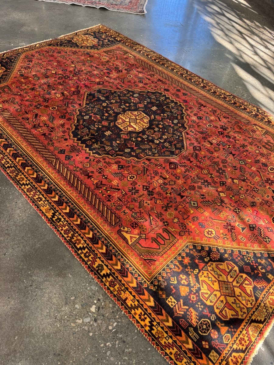 Persian Shiraz Rug | 6' 8" x 10' 1" - Rug the Rock