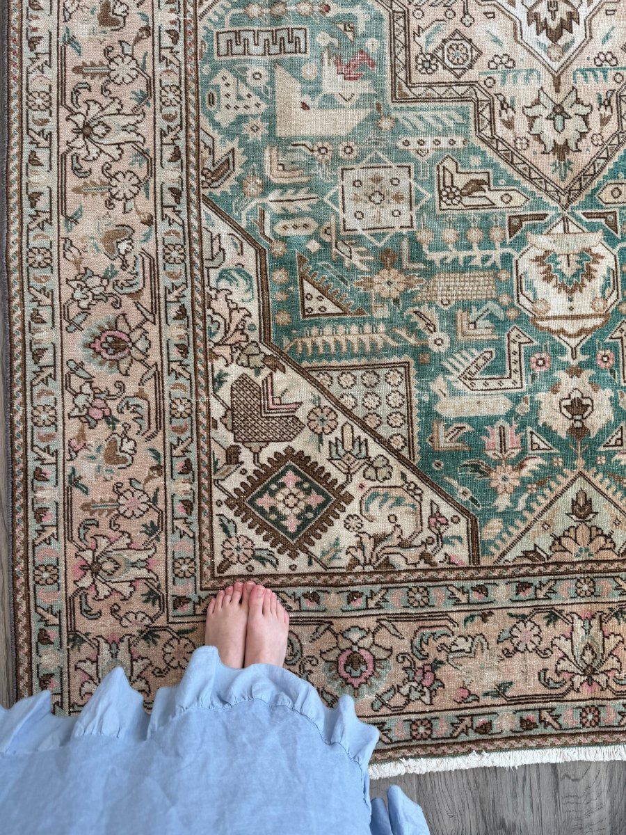 Persian Tabriz Heriz Rug | 6' 6" x 9' 6" - Rug the Rock