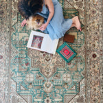 Persian Tabriz Heriz Rug | 6' 6" x 9' 6" - Rug the Rock