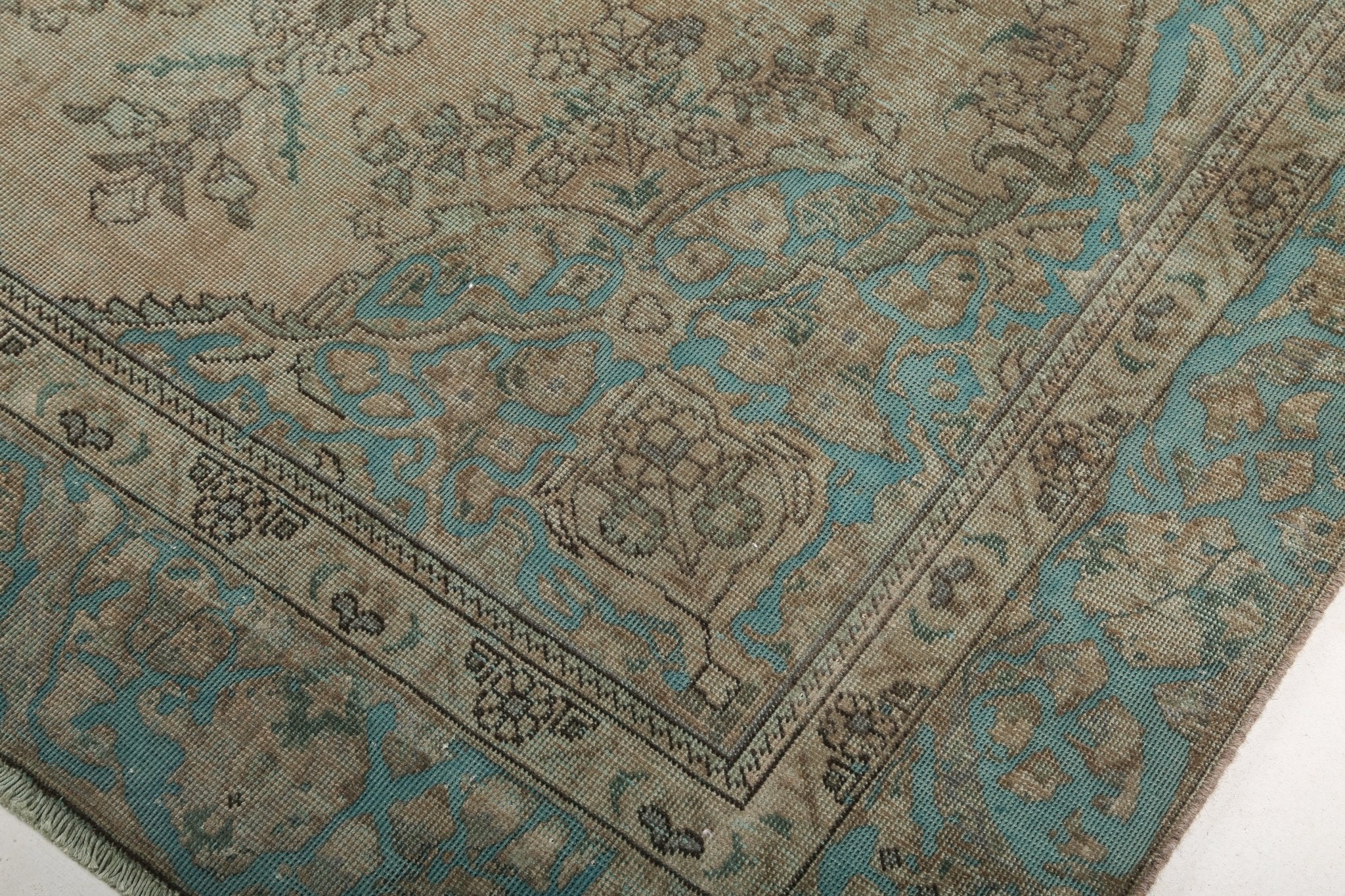 Persian Tabriz Rug | 5' 9" x 9' 1" - Rug the Rock - 