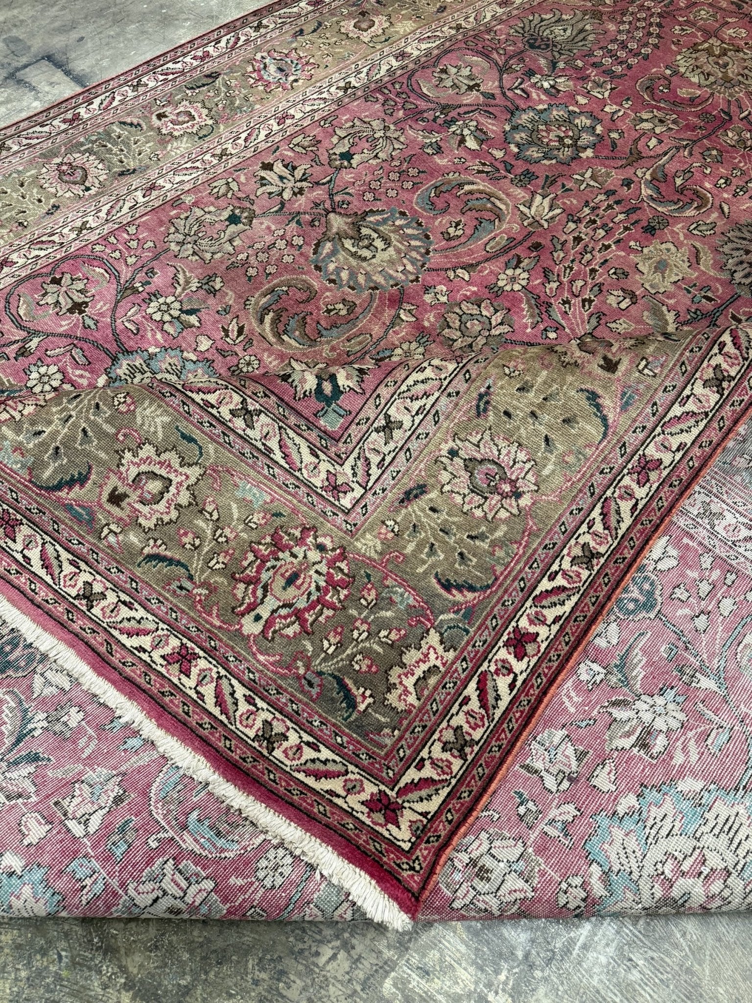 Persian Tabriz Rug | 9' 10" x 12' 9" - Rug the Rock - availableFloralHand-knotted