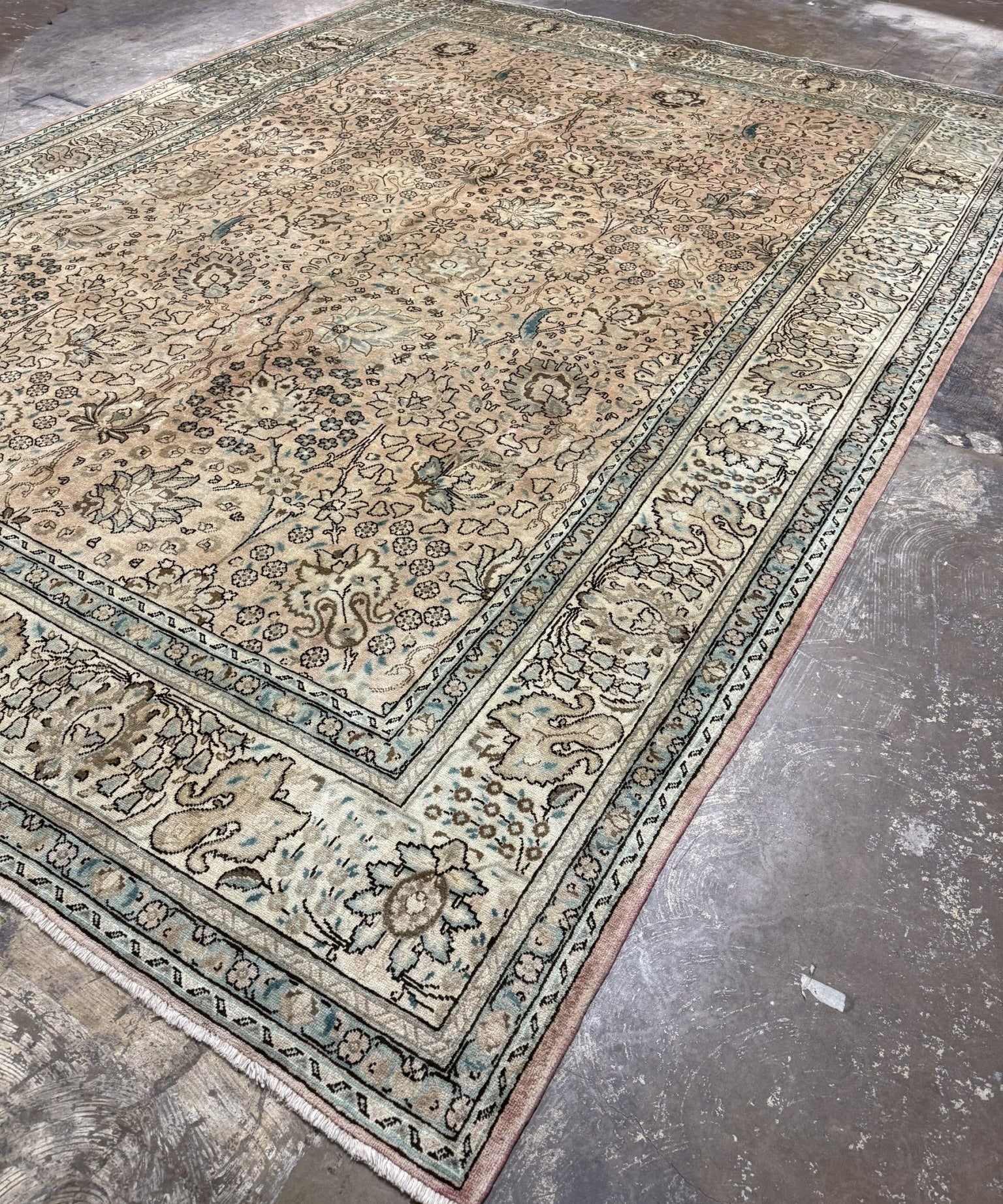 Persian Tabriz Rug | 9' 8" x 12' 10" - Rug the Rock - availableFloralHand-knotted