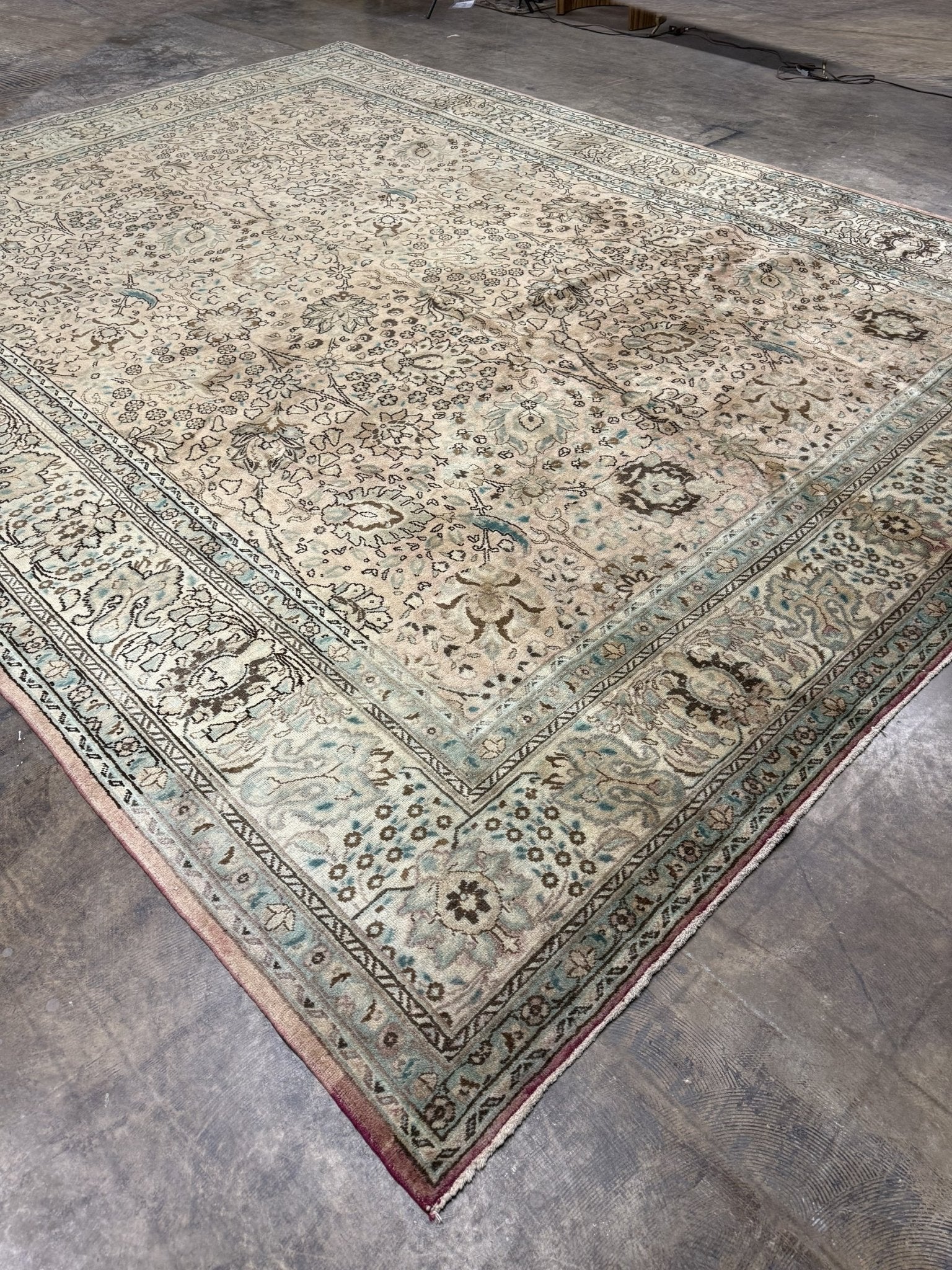 Persian Tabriz Rug | 9' 8" x 12' 10" - Rug the Rock - availableFloralHand-knotted