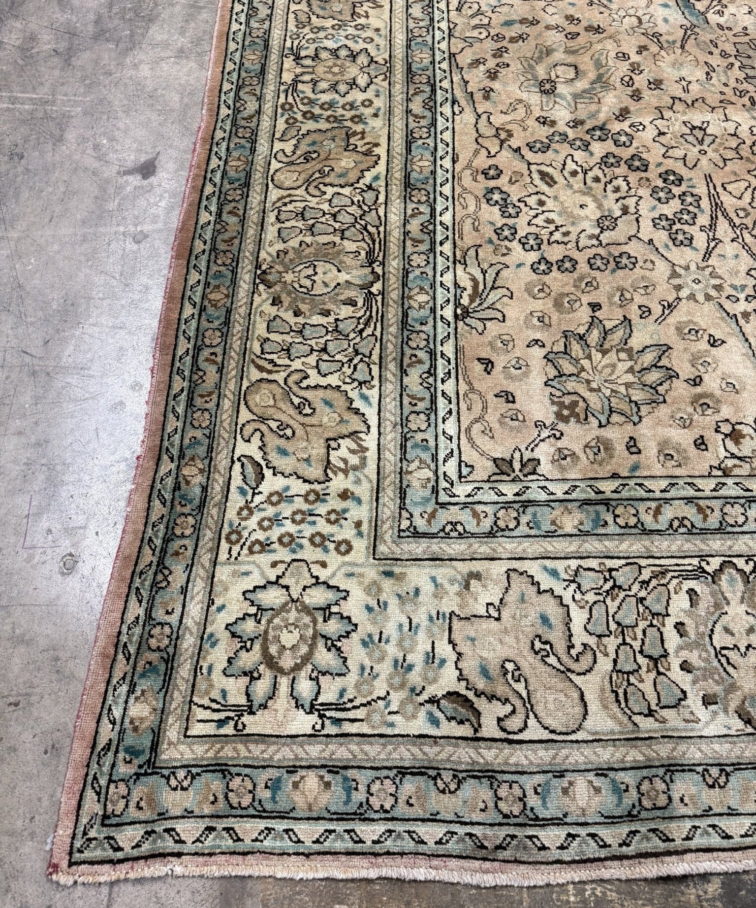Persian Tabriz Rug | 9' 8" x 12' 10" - Rug the Rock - availableFloralHand-knotted
