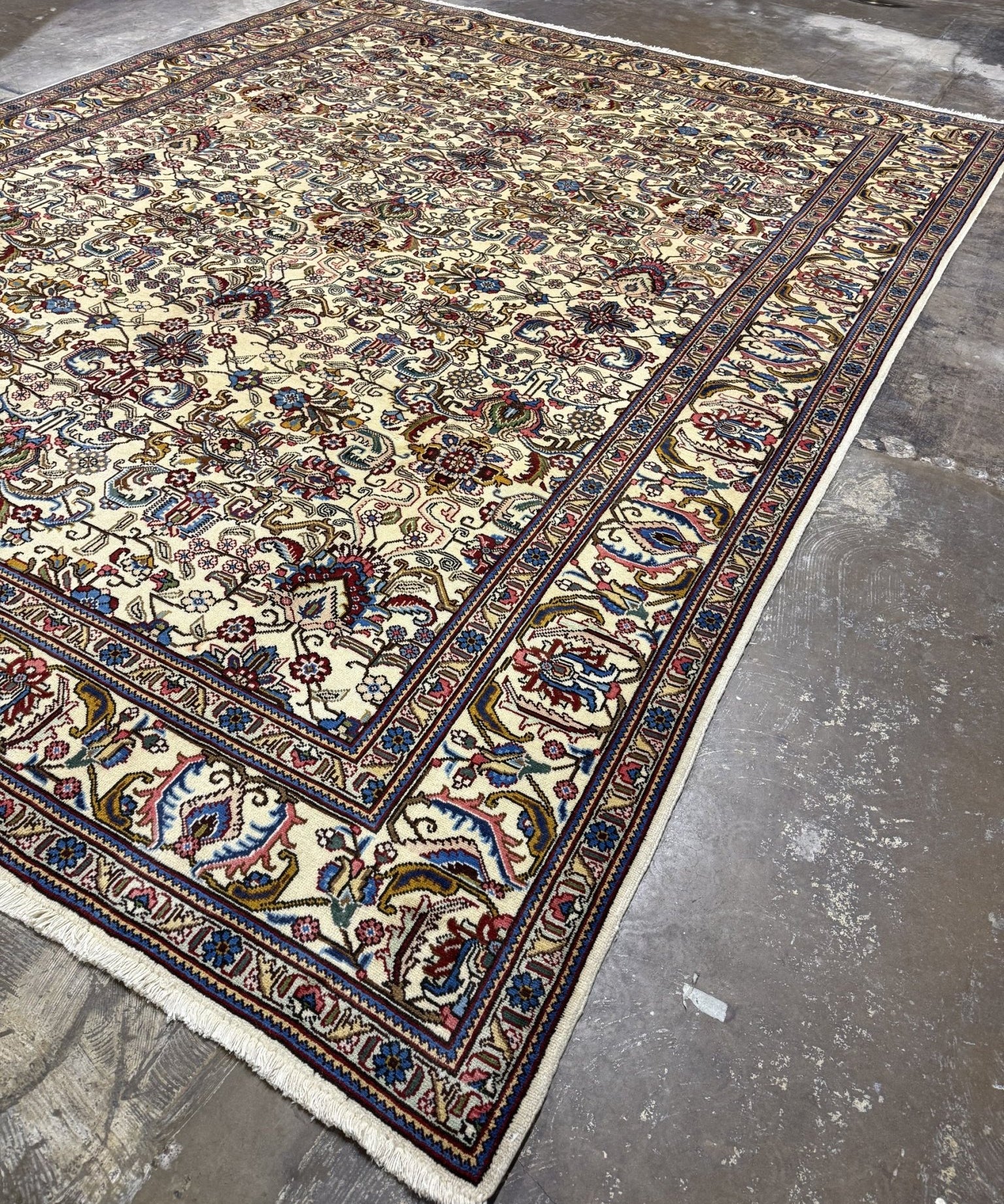Persian Tabriz Rug | 9' 8" x 12' 4" - Rug the Rock - availableFloralHand-knotted