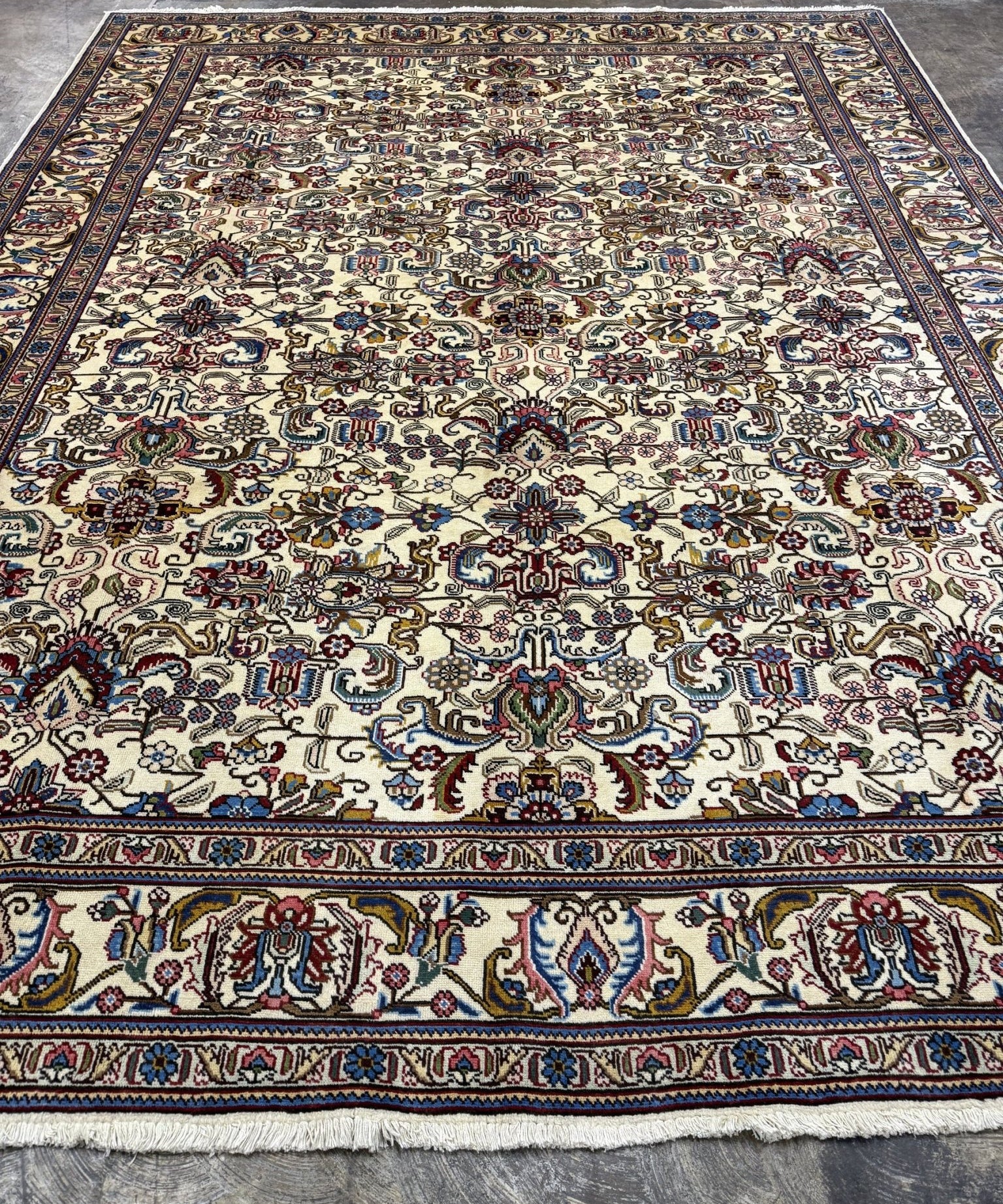 Persian Tabriz Rug | 9' 8" x 12' 4" - Rug the Rock - availableFloralHand-knotted