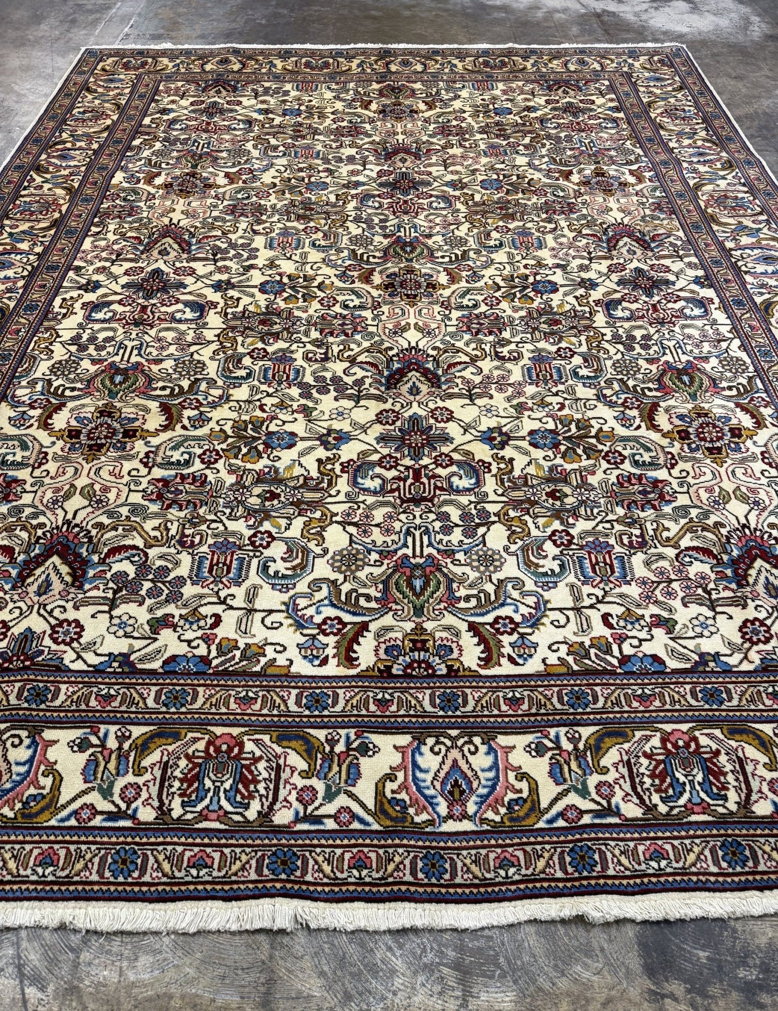 Persian Tabriz Rug | 9' 8" x 12' 4" - Rug the Rock - availableFloralHand-knotted