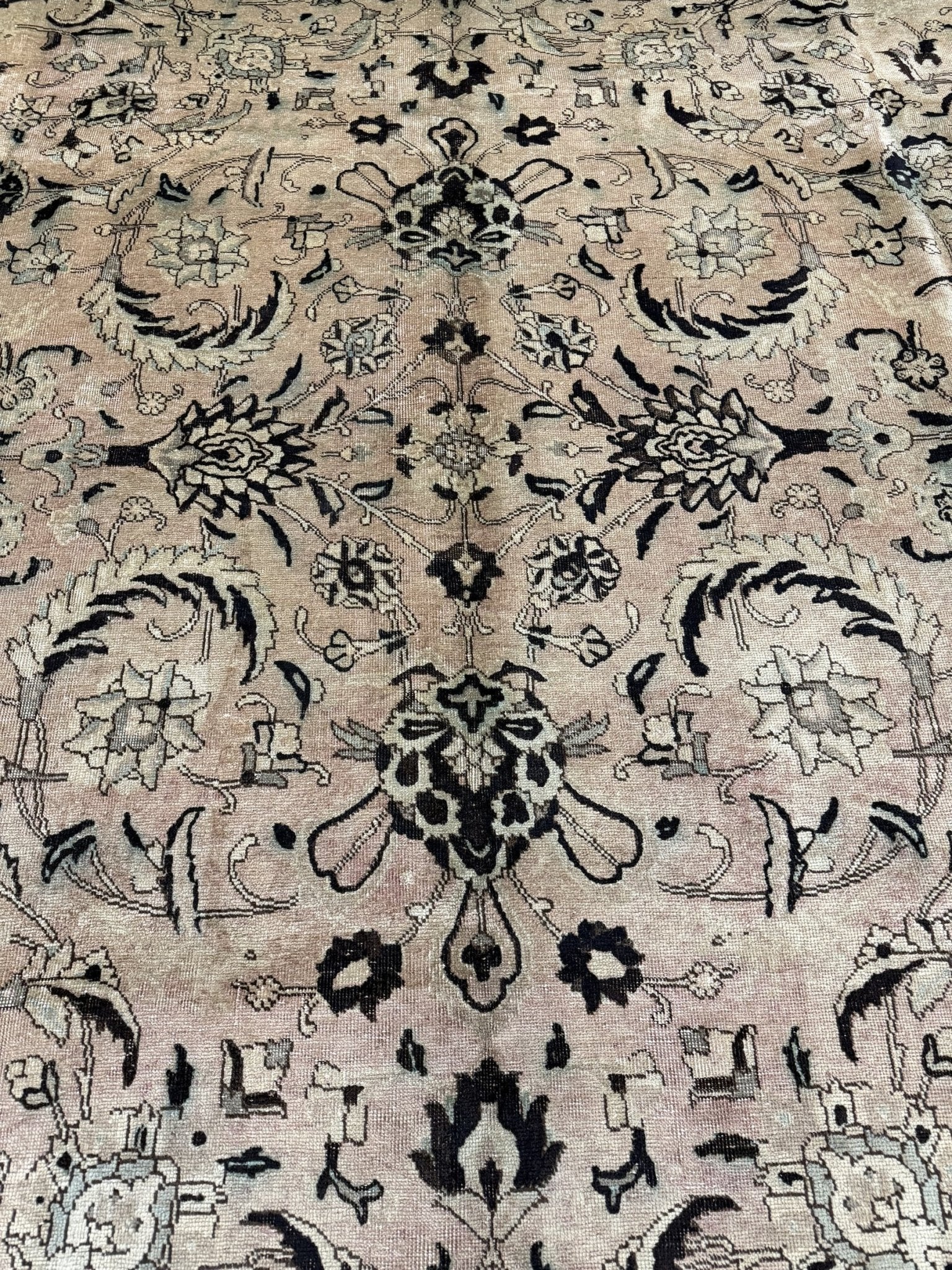 Persian Tabriz Rug | 9' 9" x 12' 11" - Rug the Rock - availableFloralHand-knotted