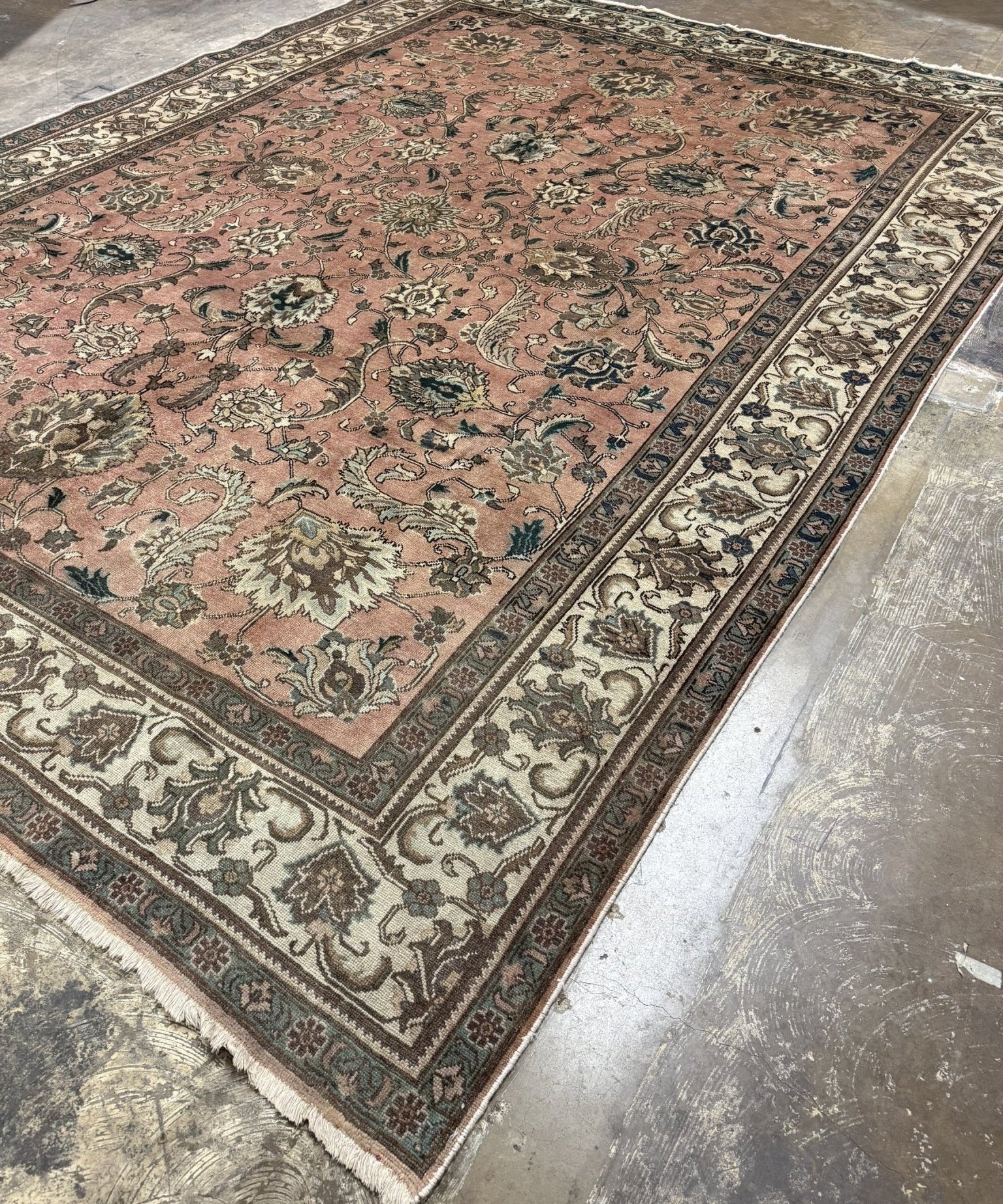 Persian Tabriz Rug | 9' 9" x 12' 9" - Rug the Rock - availableFloralHand-knotted