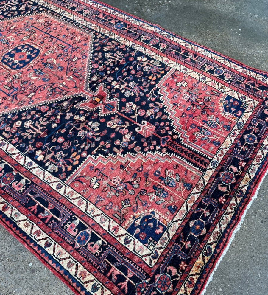 Persian Tuyserkan Rug | 5' 6" x 11' 2" - Rug the Rock