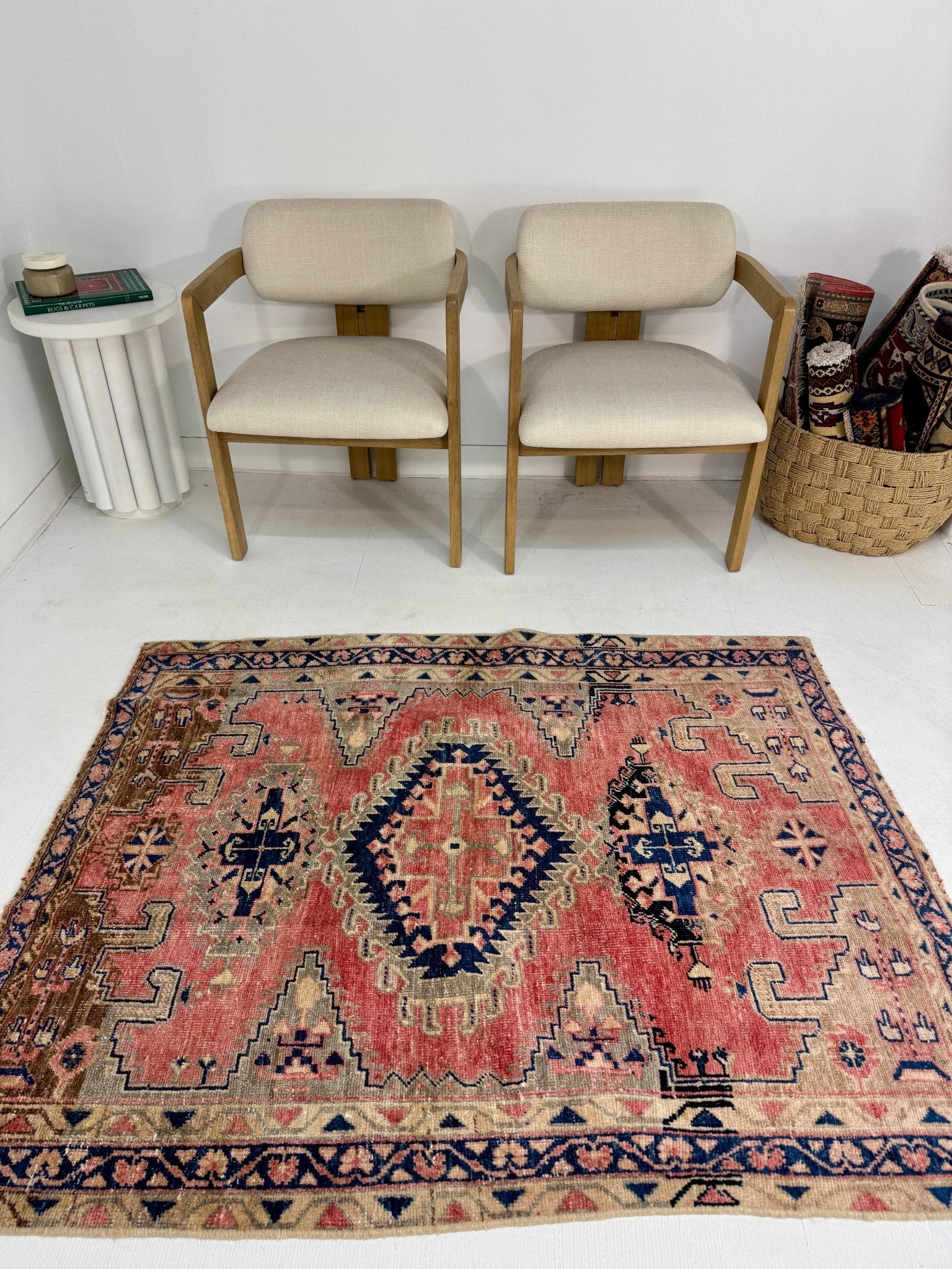Persian Viss Rug | 4’ x 5' - Rug the Rock - 