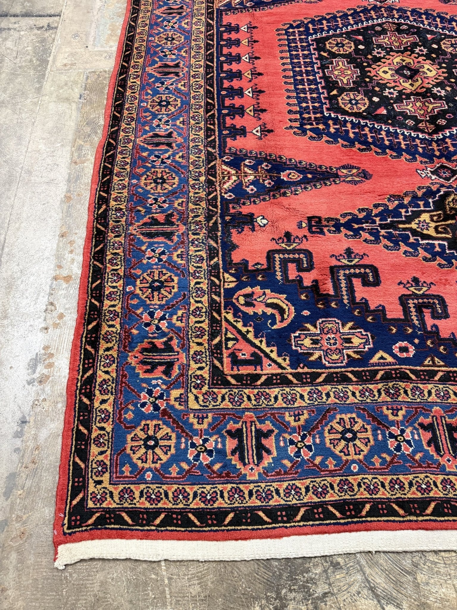 Persian Viss Rug | 7' 2" x 9' 6" - Rug the Rock - availableGeometricHand-knotted