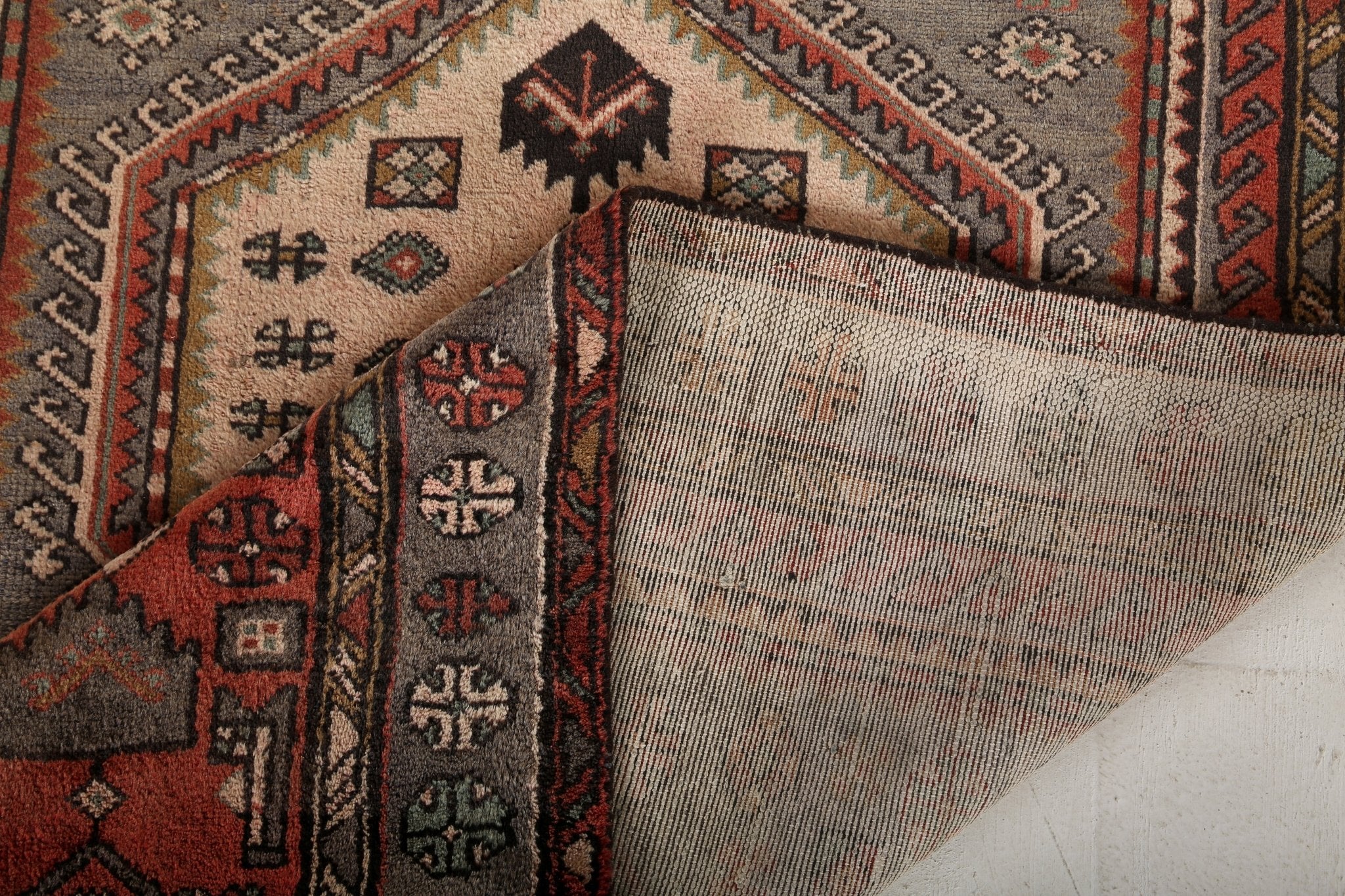 Persian Zanjan Rug | 4' 3" x 7' 10" - Rug the Rock - 