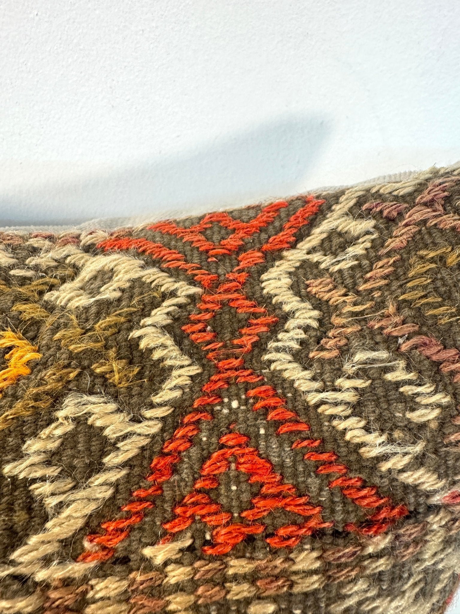 Pillow No. 014 | 18" x 18" Rug the Rock