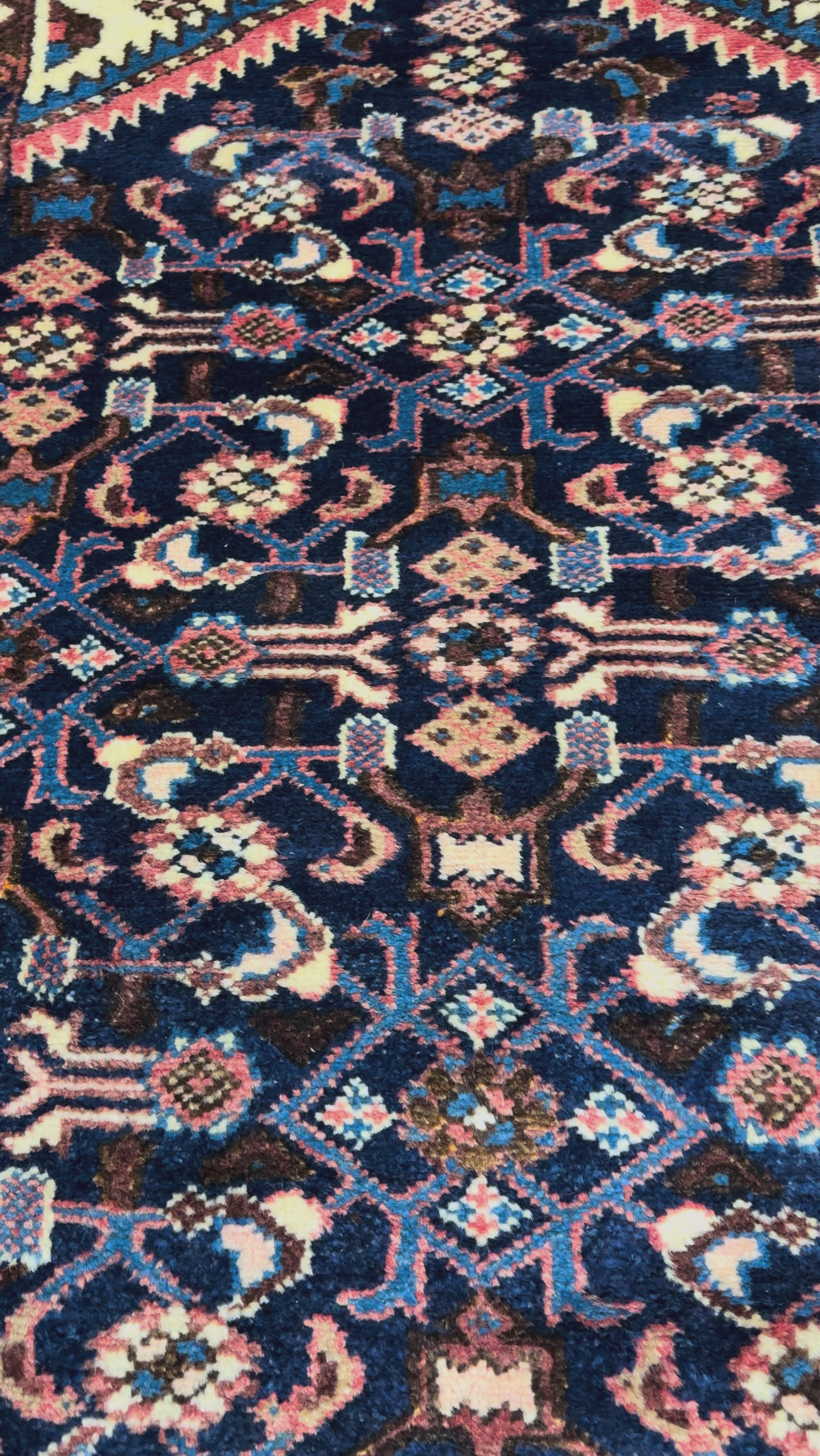Vintage Hamadan Runner, original product video 1, hand-knotted wool pile. SKU PP 101392.