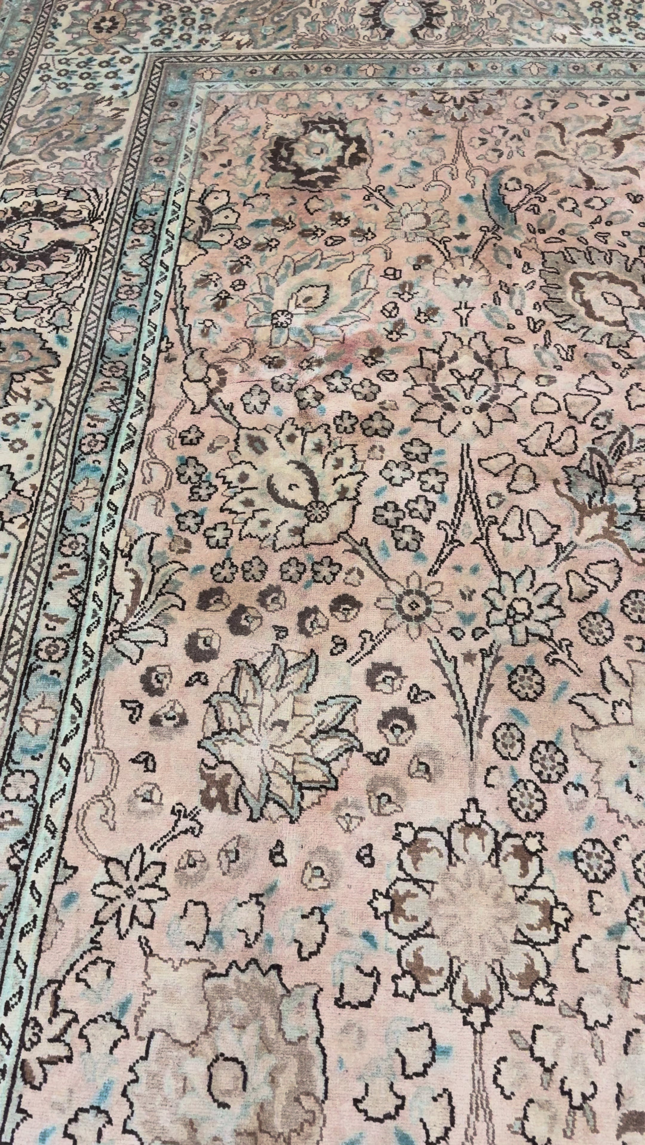 Tabriz hand-knotted rug, original video RR 30425 IMG_6378.MOV