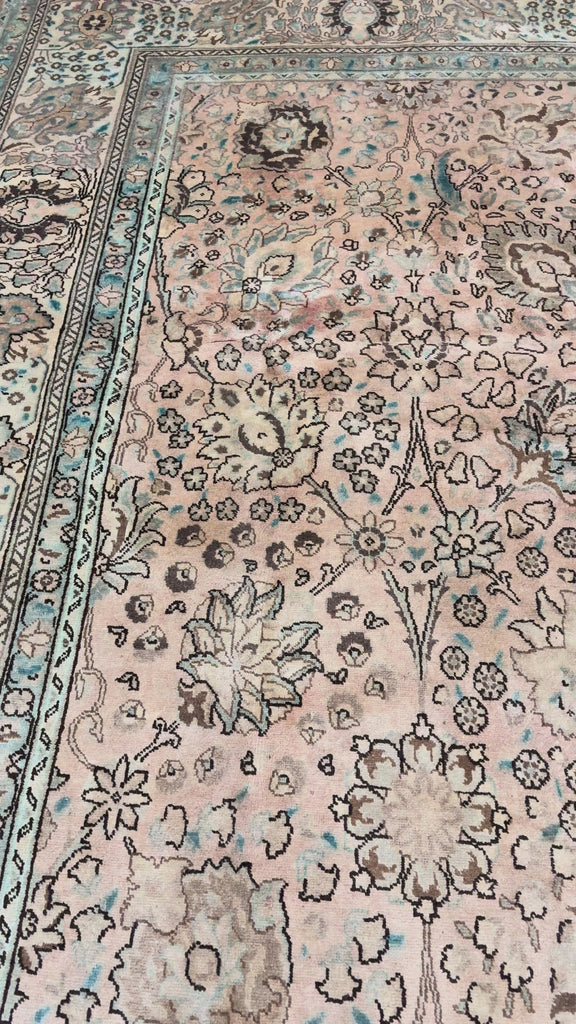 Tabriz hand-knotted rug, original video RR 30425 IMG_6378.MOV