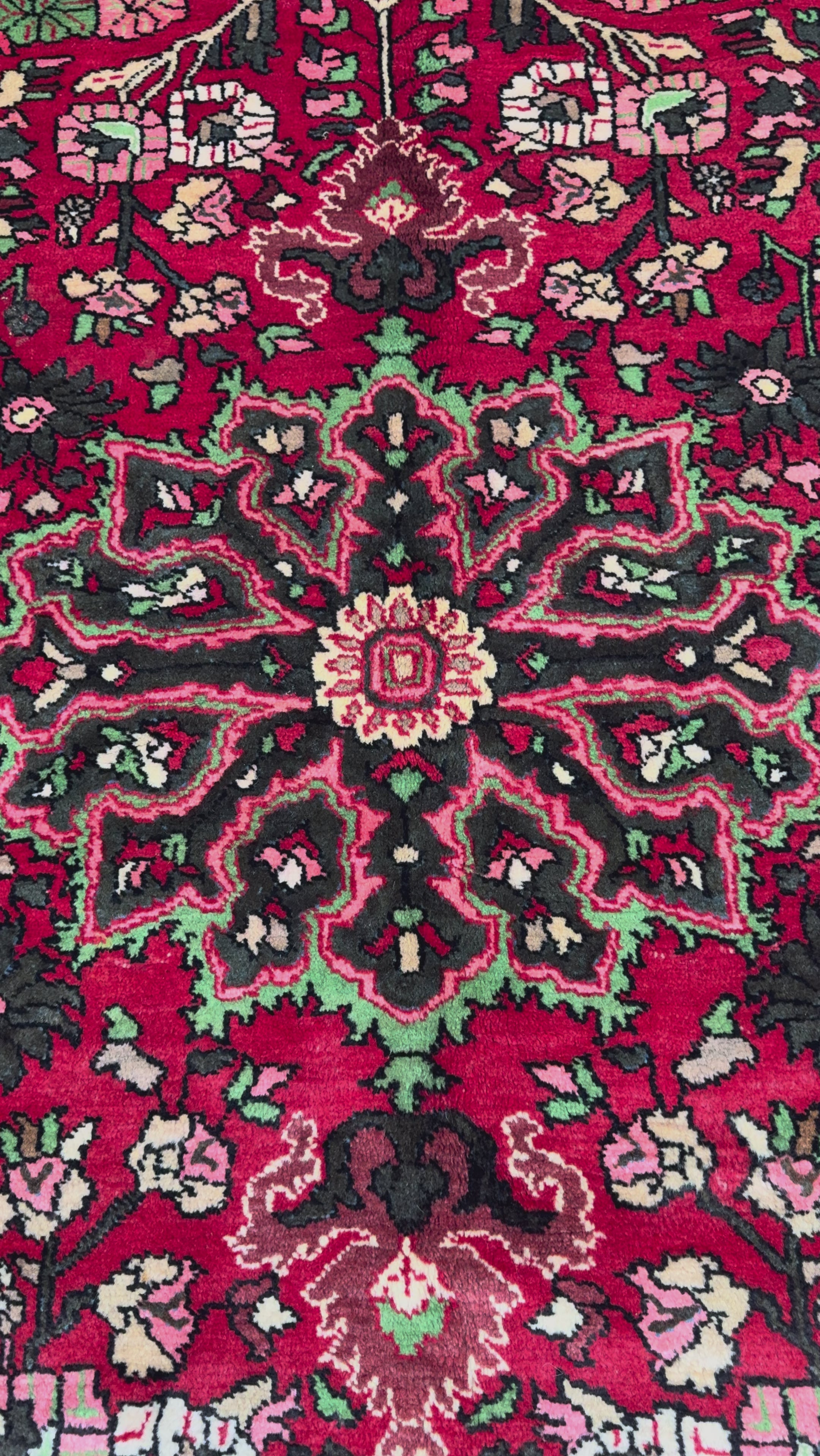 Vintage Nahavand Rug, original product video 1, hand-knotted wool pile. SKU PP 105649.