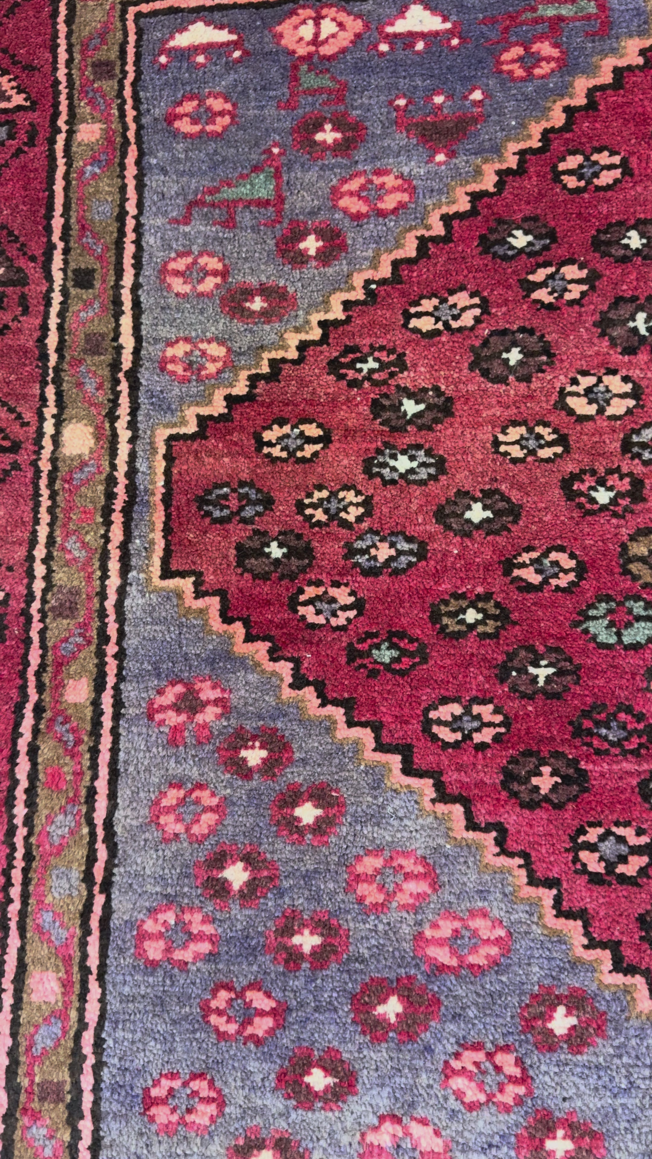 Persian Houpa Zanjan Rug, original product video 2. SKU 30175.
