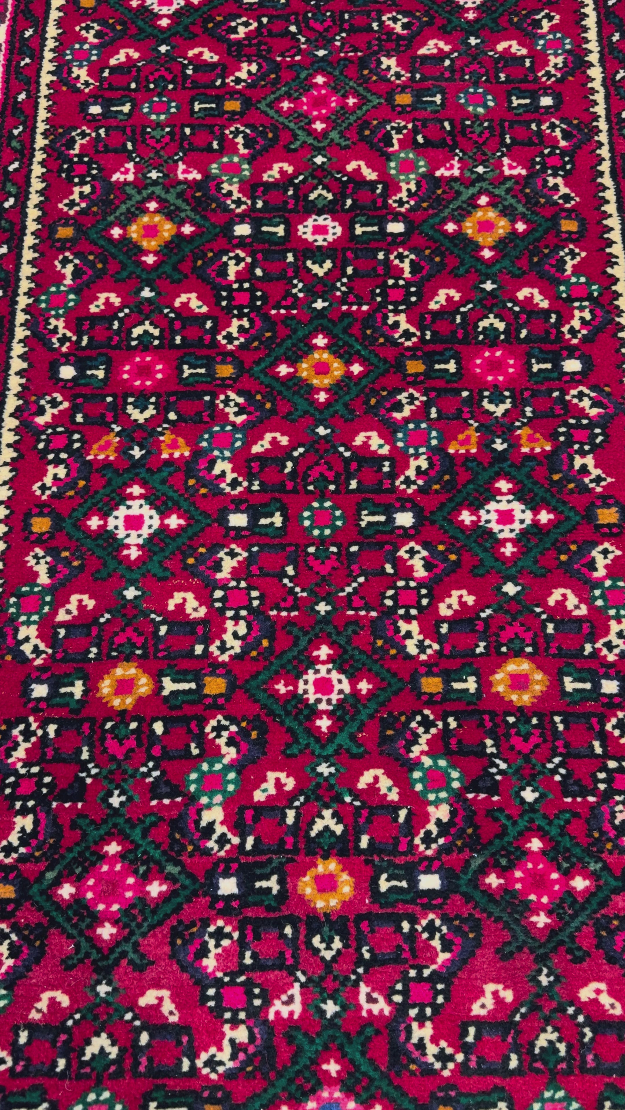 Persian Hosseinabad Hamadan Runner, original product video 2, hand-knotted wool pile. SKU RR 32337.
