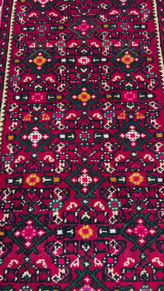 Persian Hosseinabad Hamadan Runner, original product video 2, hand-knotted wool pile. SKU RR 32337.